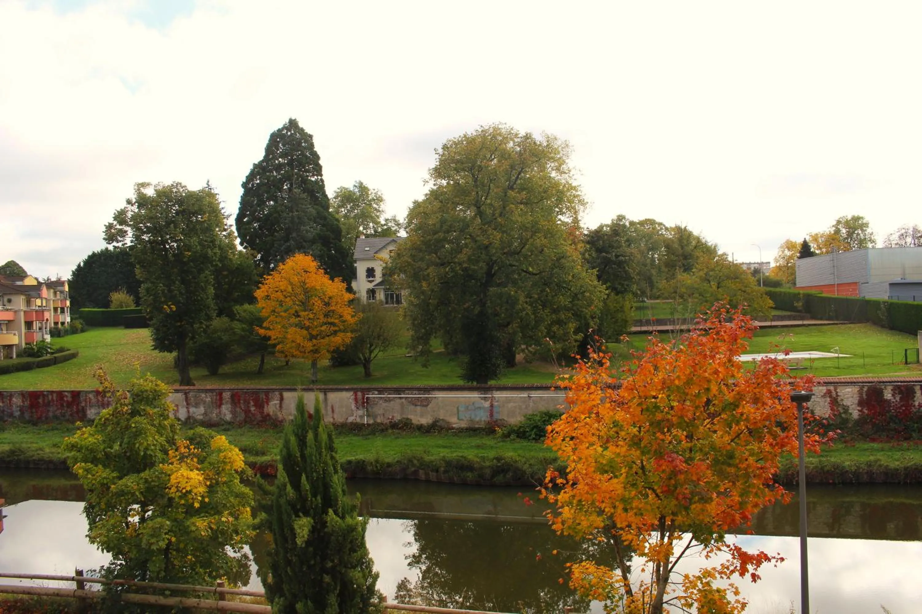 Le Konine - Hotel & Bar & Restaurant