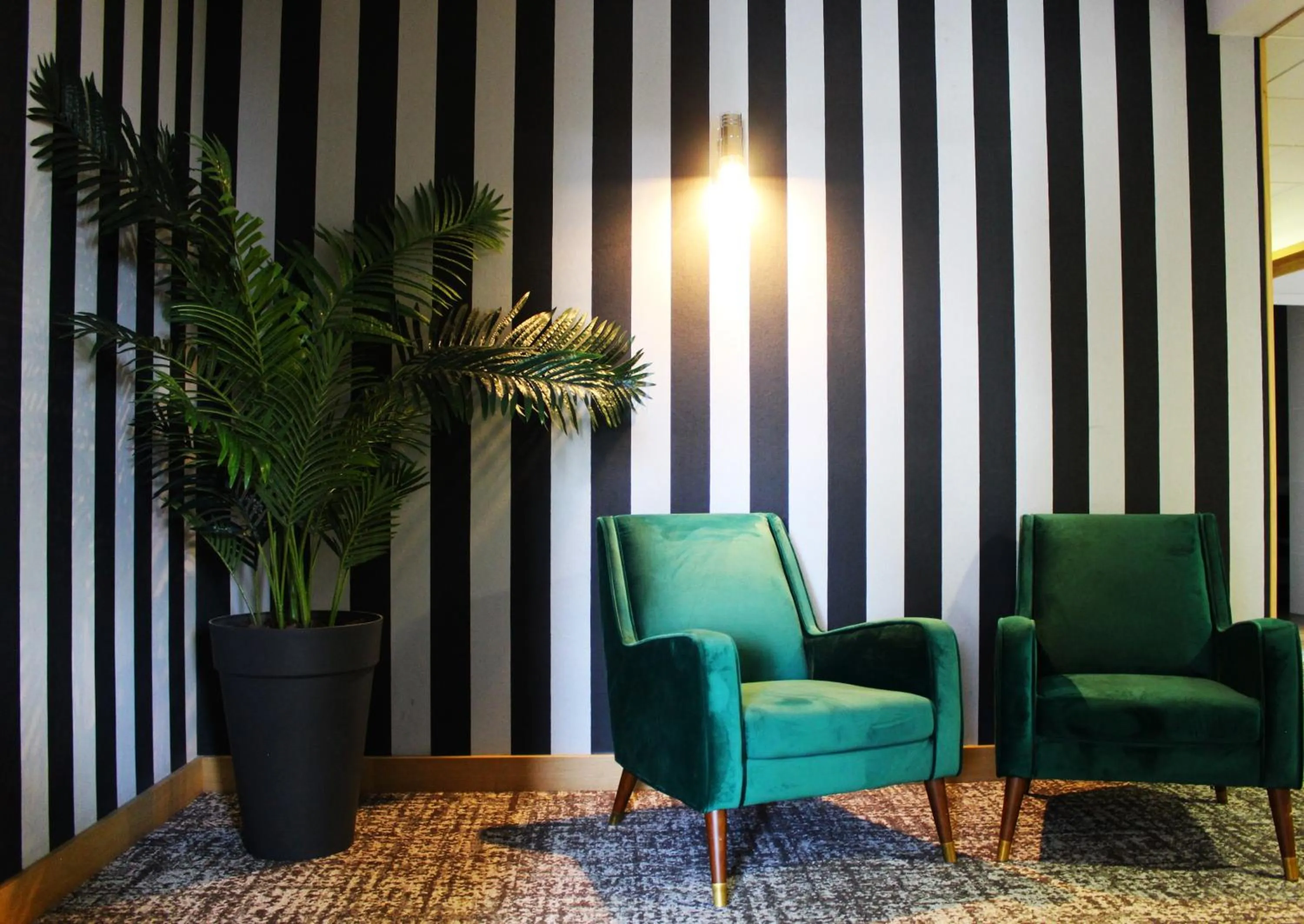 Le Konine - Hotel & Bar & Restaurant