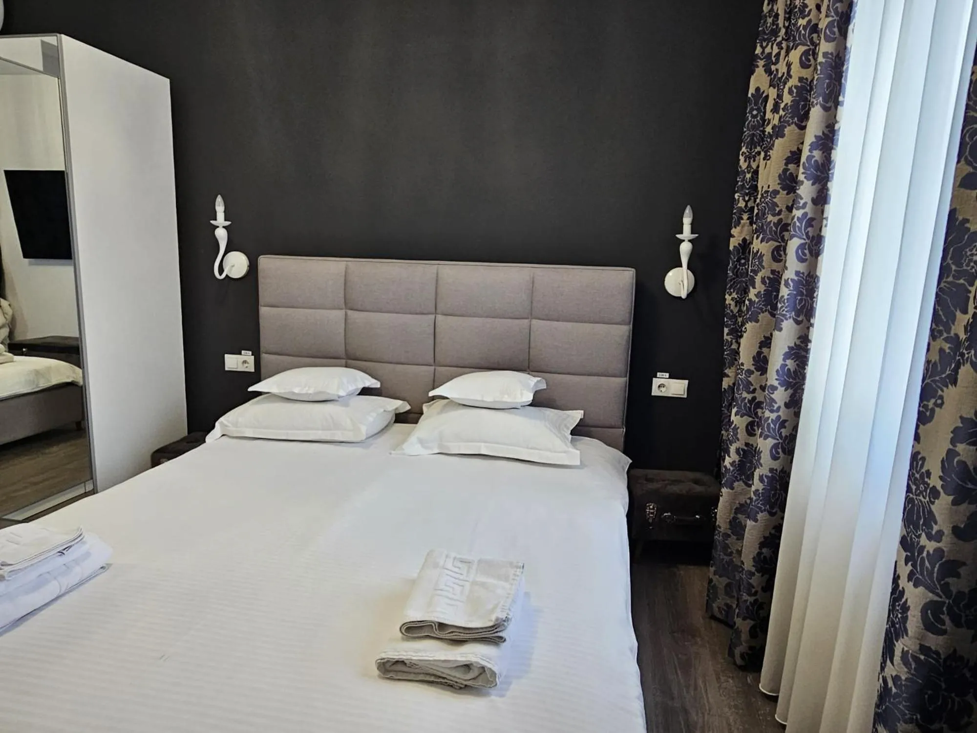 Bed in Meteor Central