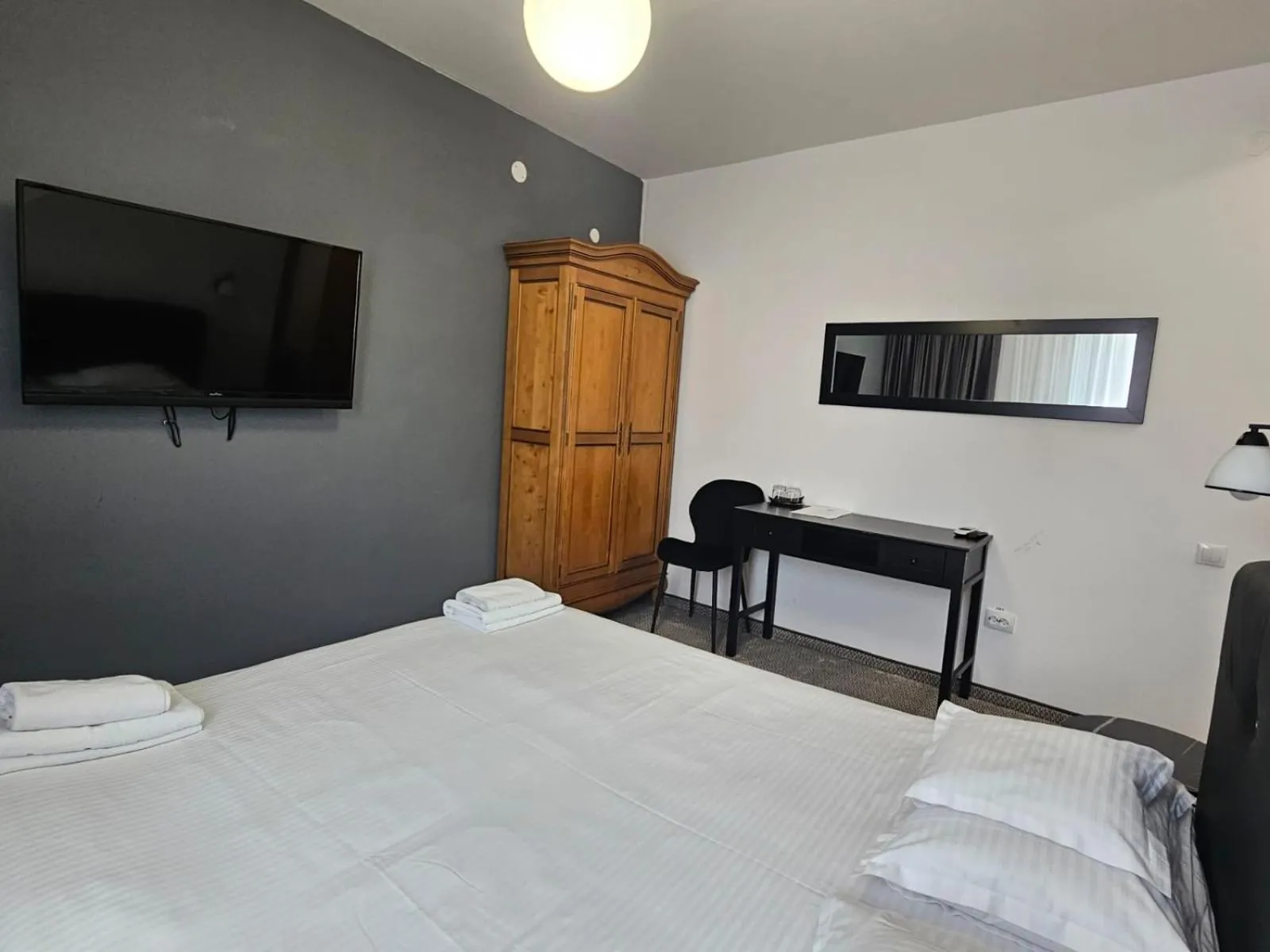 Bed in Meteor Central