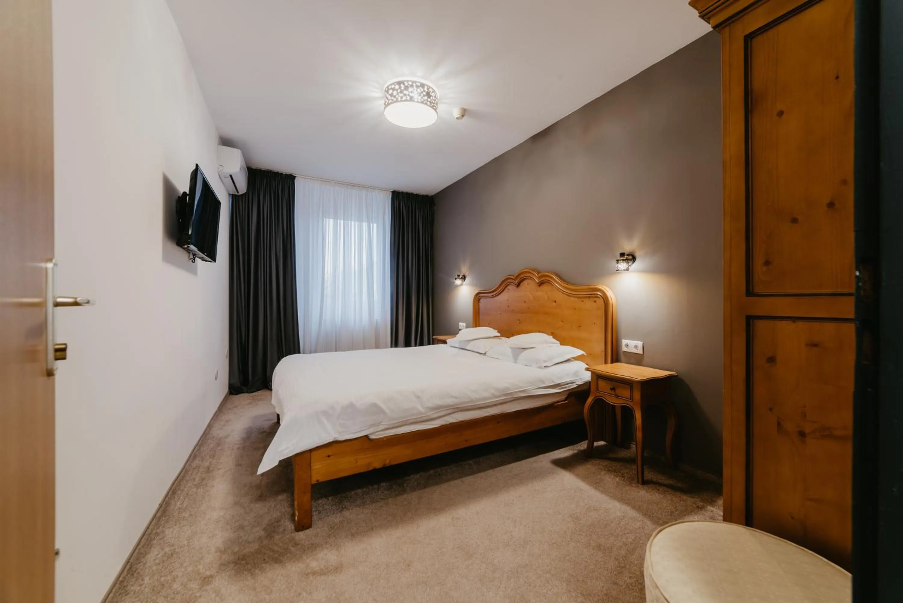 Bed in Meteor Central