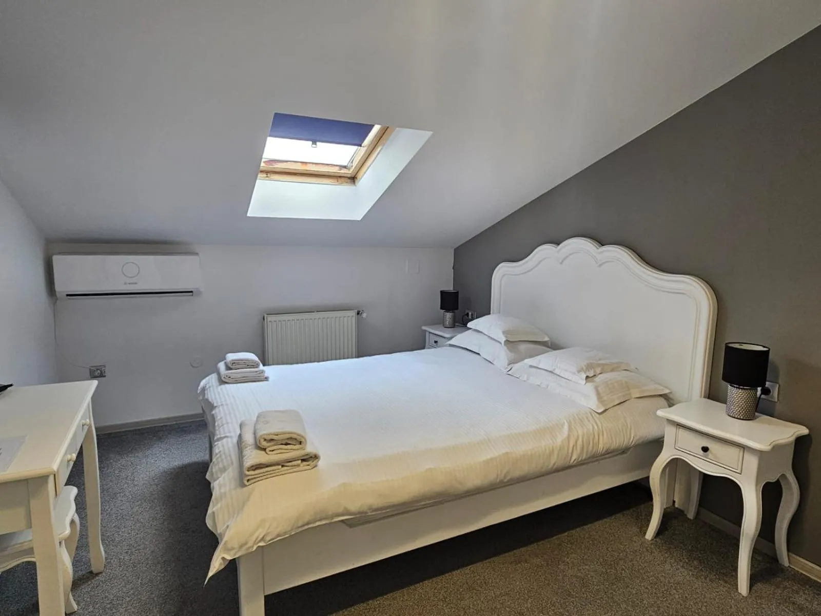 Bed in Meteor Central