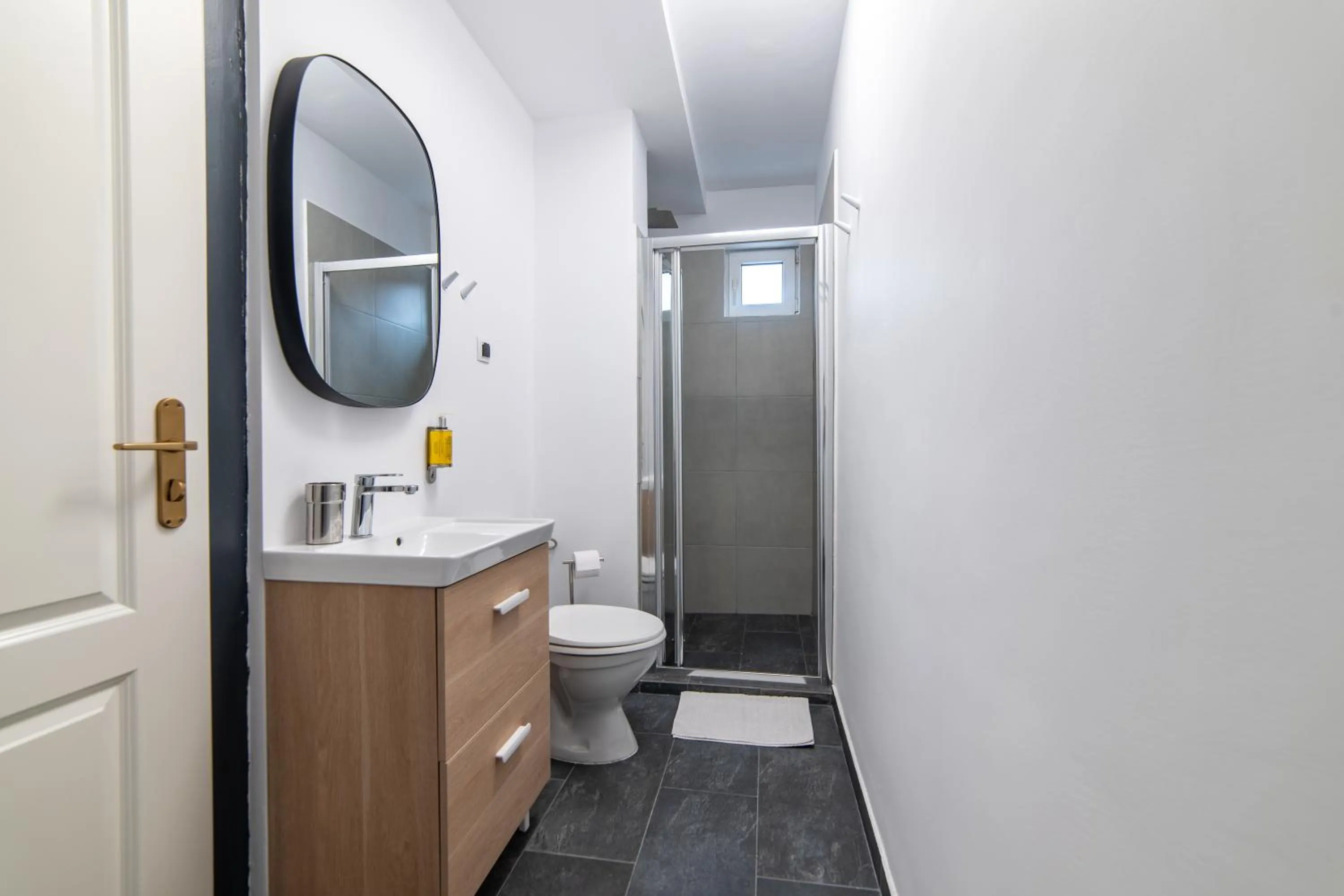 Shower in Meteor Central