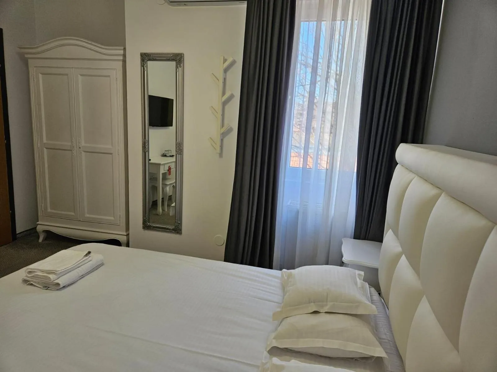 Bed in Meteor Central