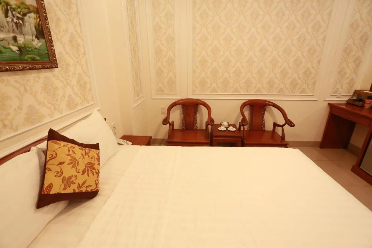 Bed in THANH TAI HOTEl 1