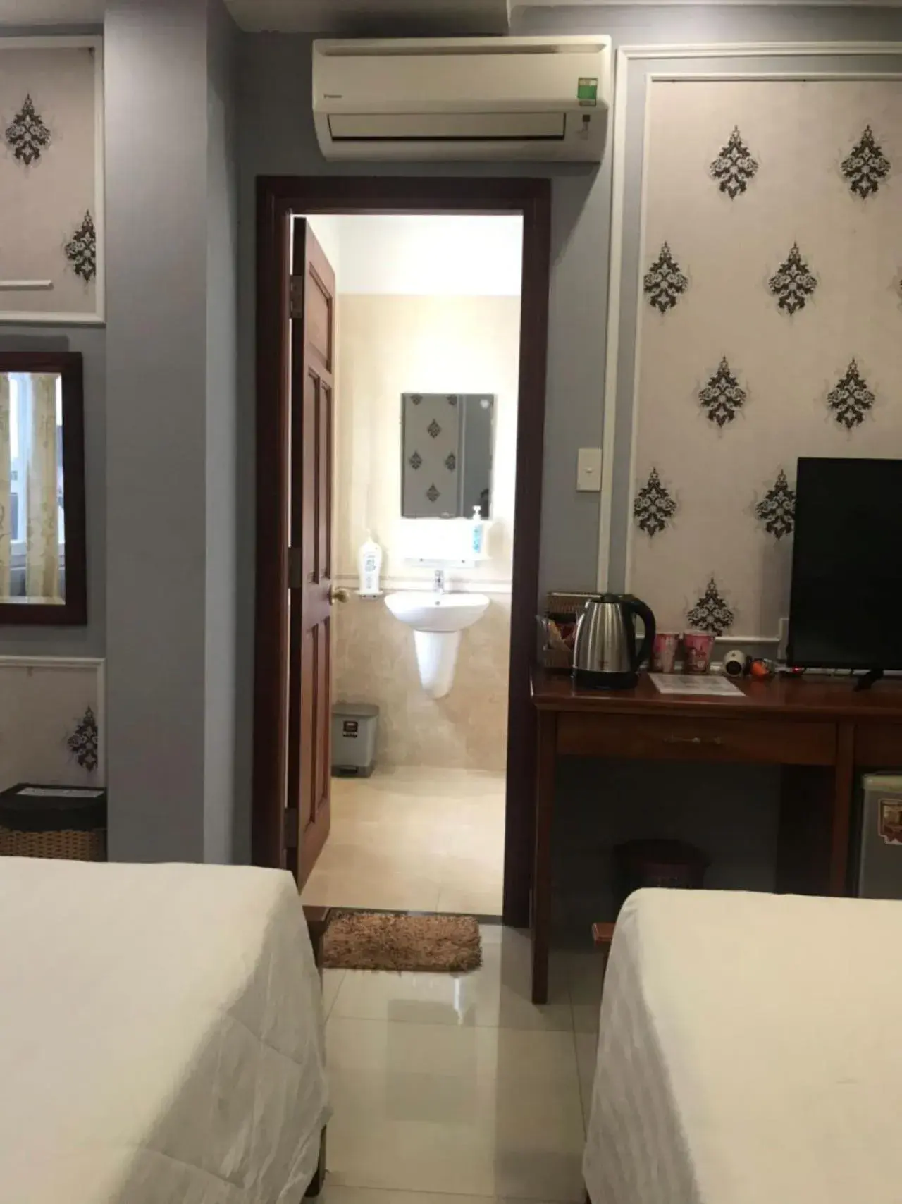 Family Room in THANH TAI HOTEl 1 Family Room in THANH TAI HOTEl 1