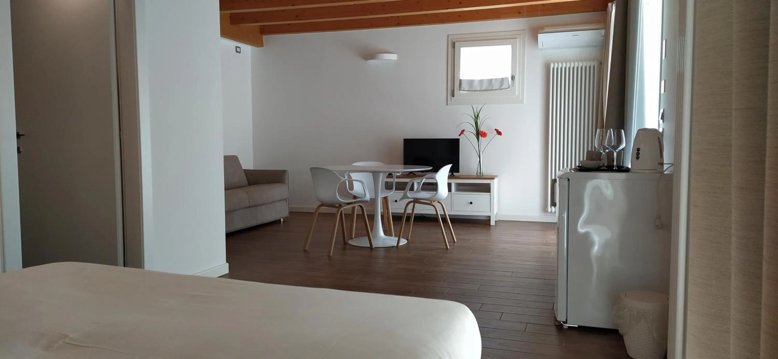 Bedroom, Bed in Carmen de Nella Eco Lodge 4*