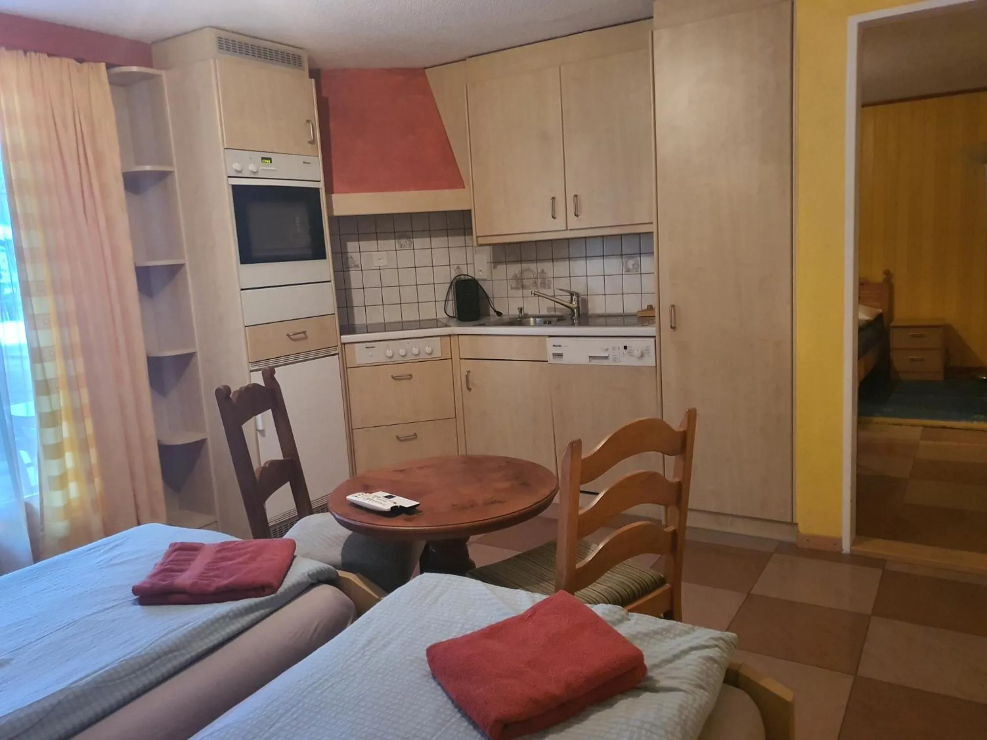 Bed in Hotel Klein Matterhorn