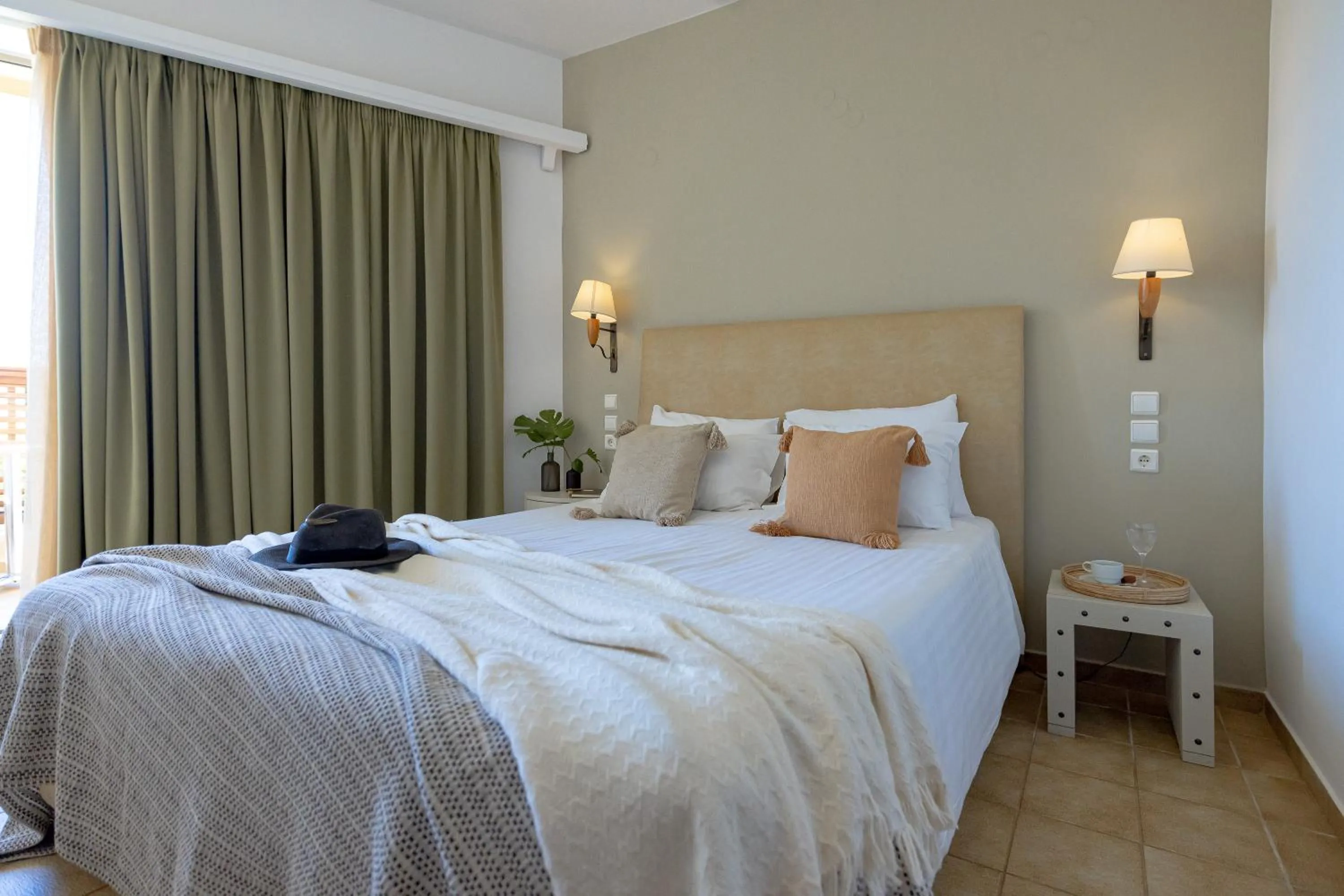Bed in Giannoulis – Santa Marina Beach Hotel