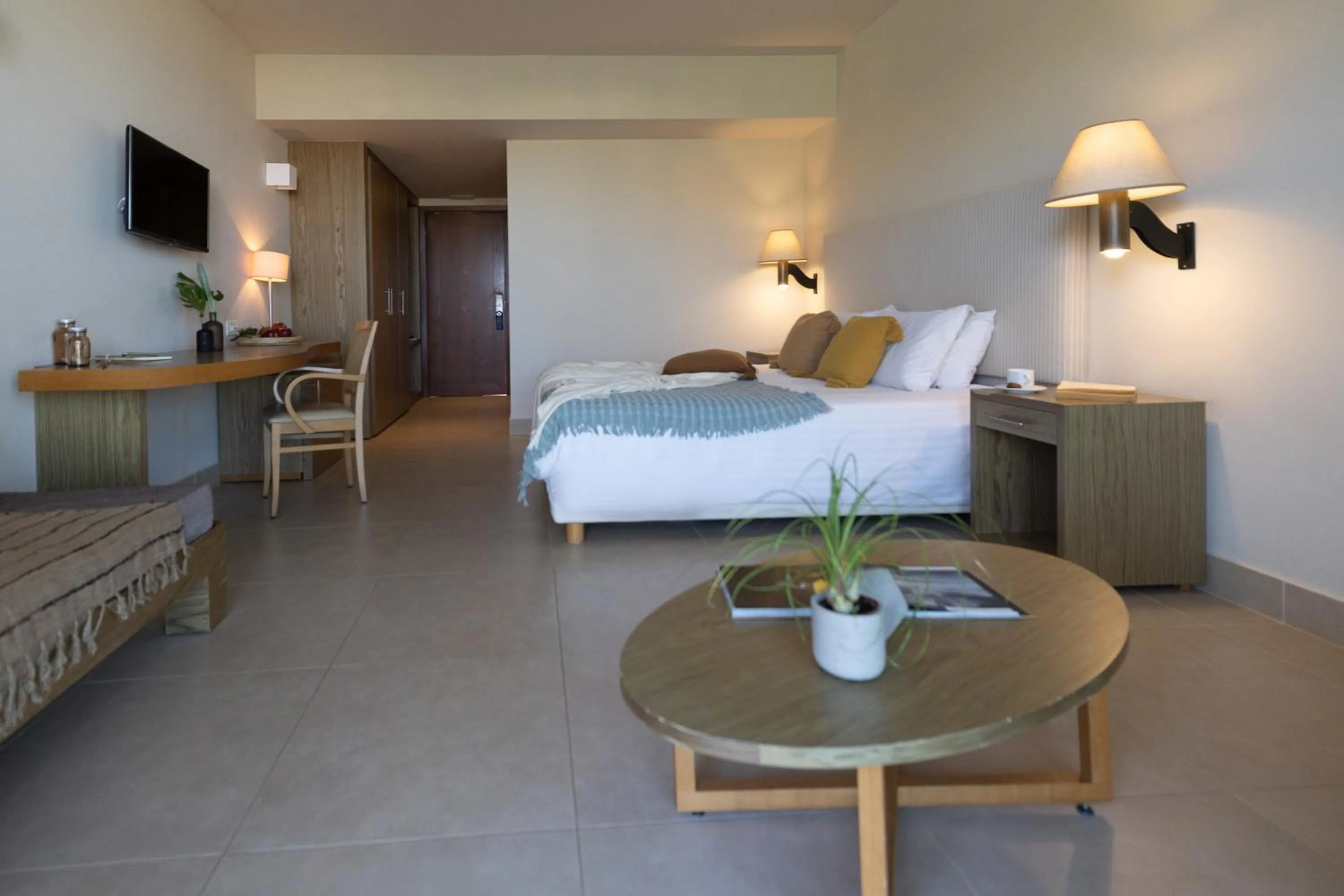 Bed in Giannoulis – Santa Marina Beach Hotel