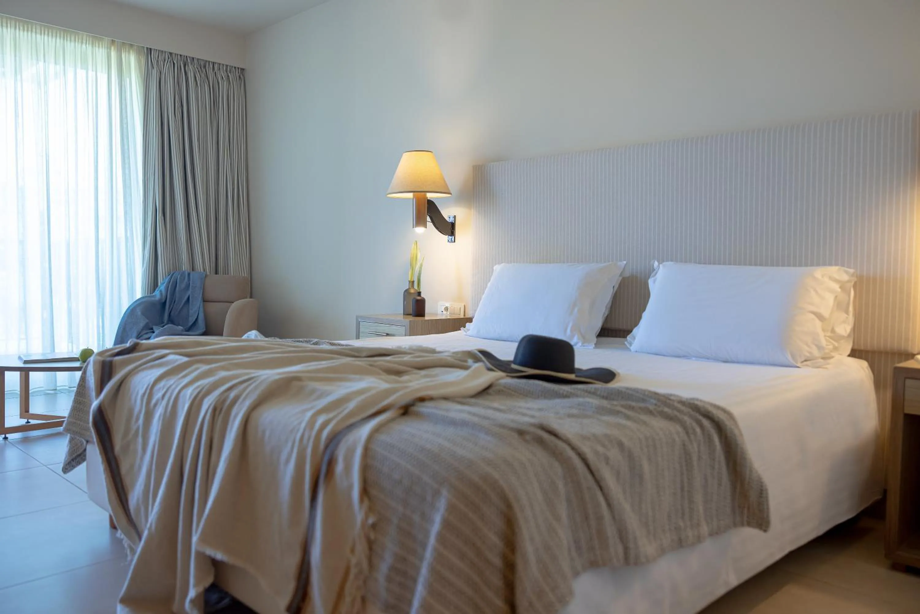 Bed in Giannoulis – Santa Marina Beach Hotel