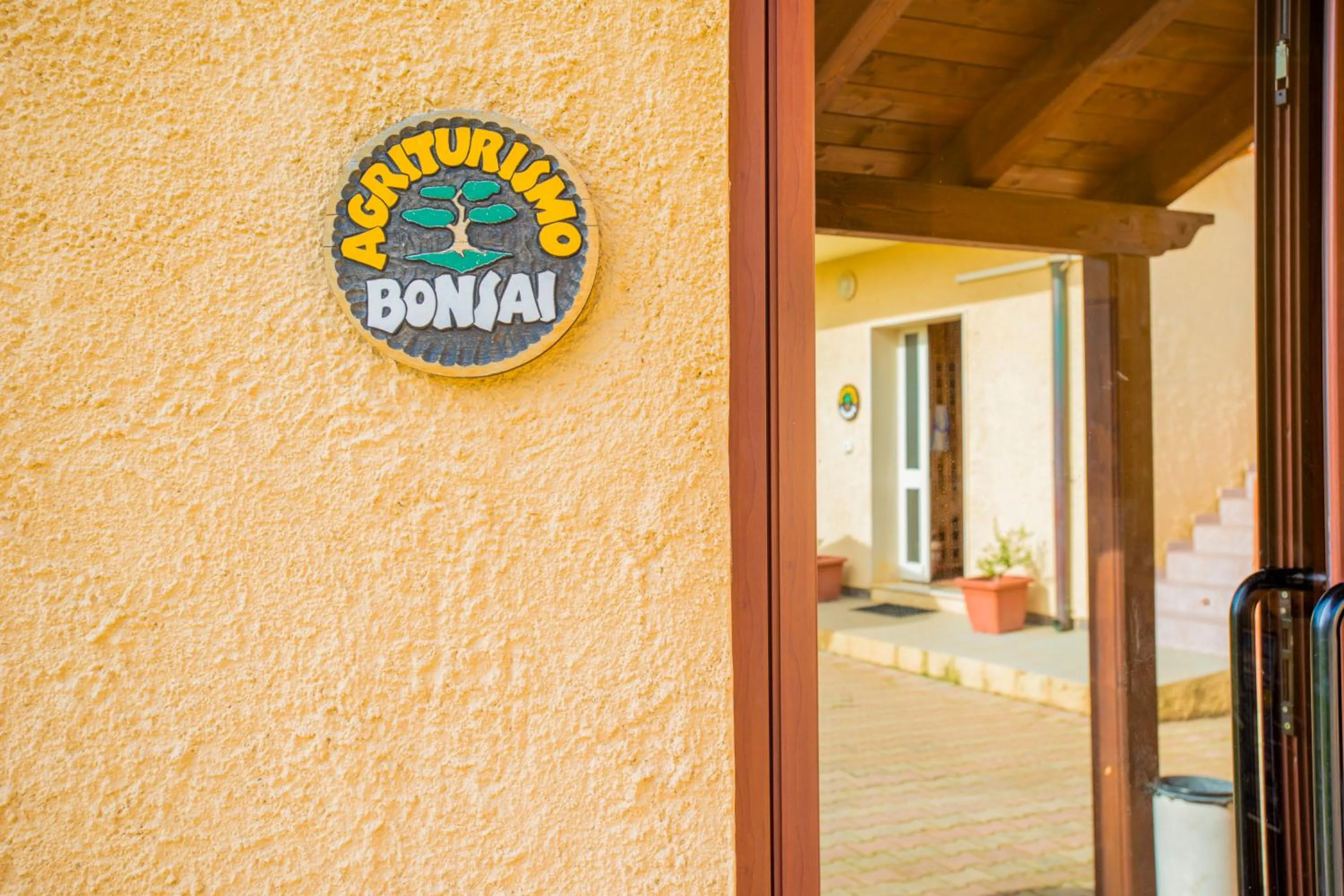 Facade/entrance in Bonsai B&B Alghero