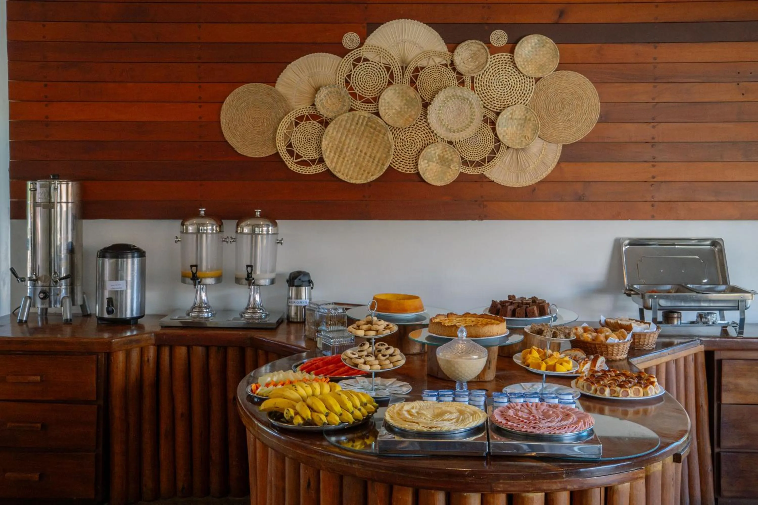 Breakfast in Hotel Flamingo Beach by HC