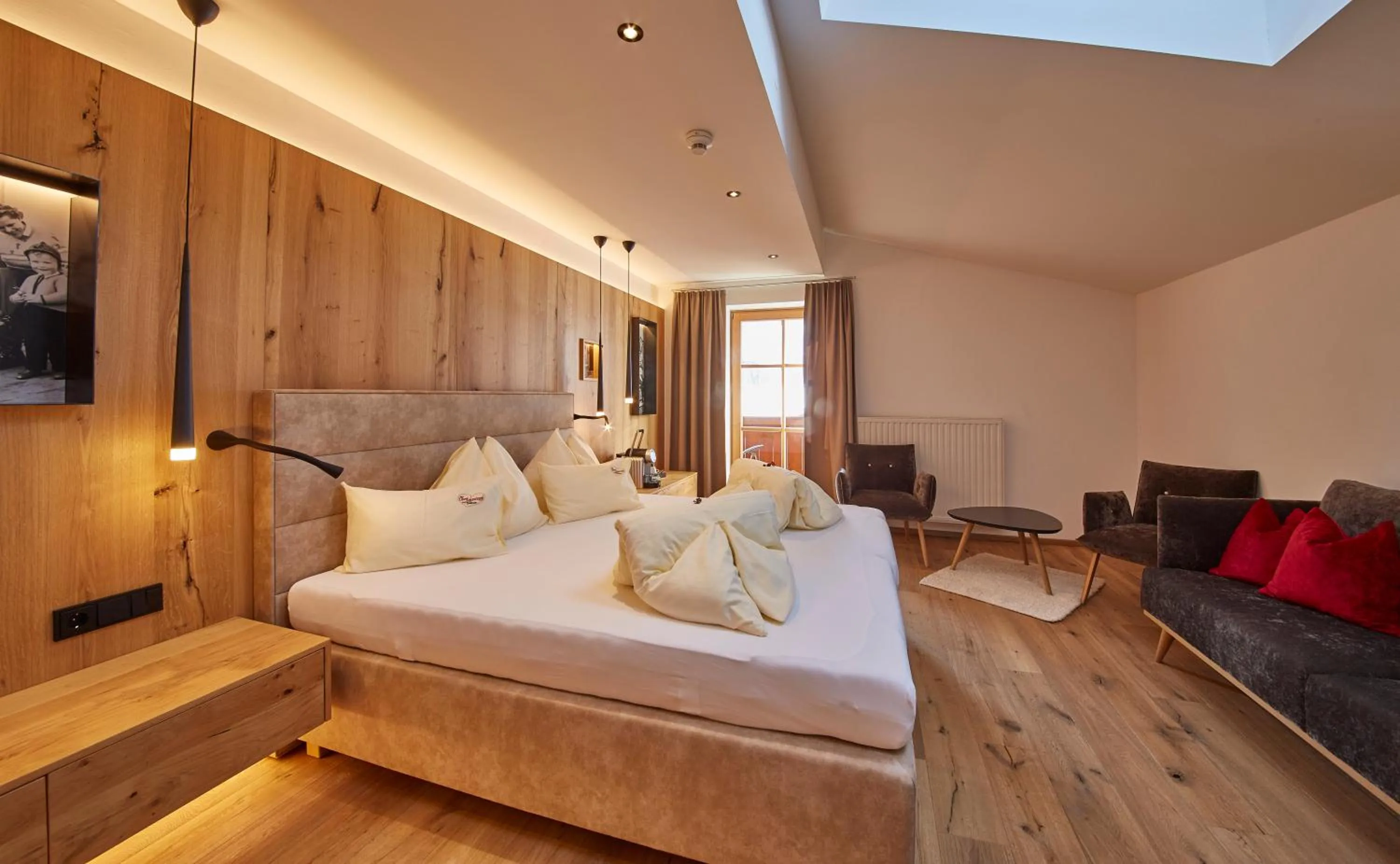 Bed in Bauernhof Hotel Oberschwarzach