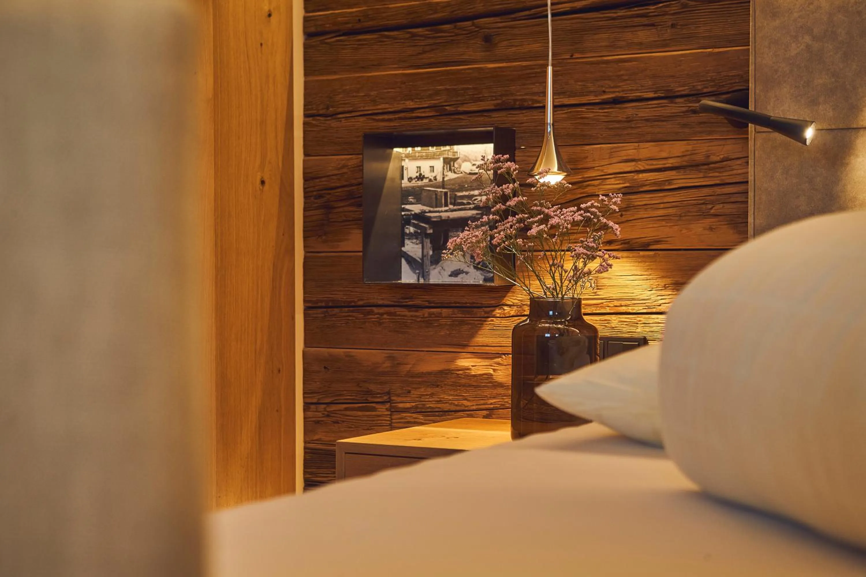 Bed in Bauernhof Hotel Oberschwarzach