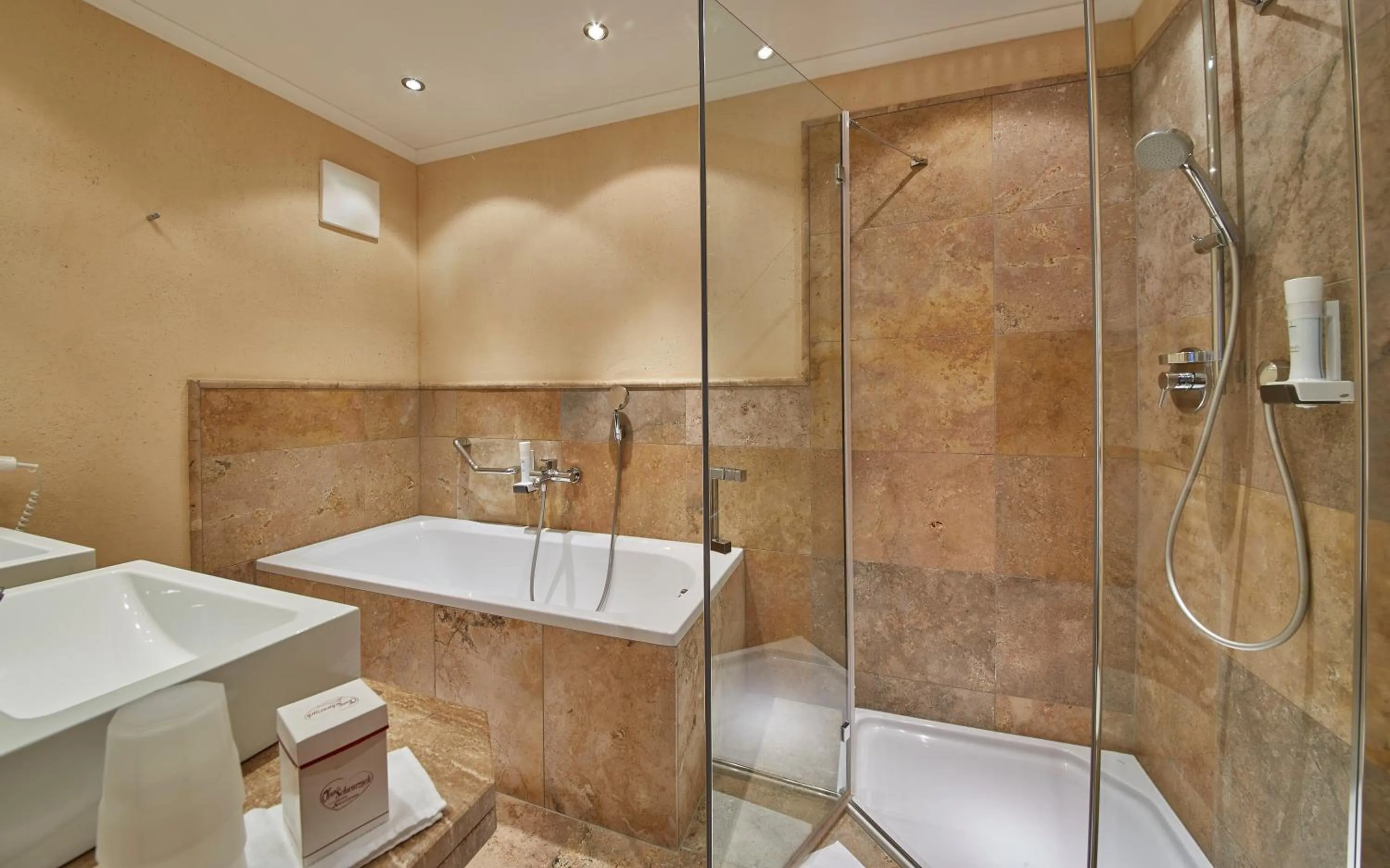 Bauernhof Hotel Oberschwarzach