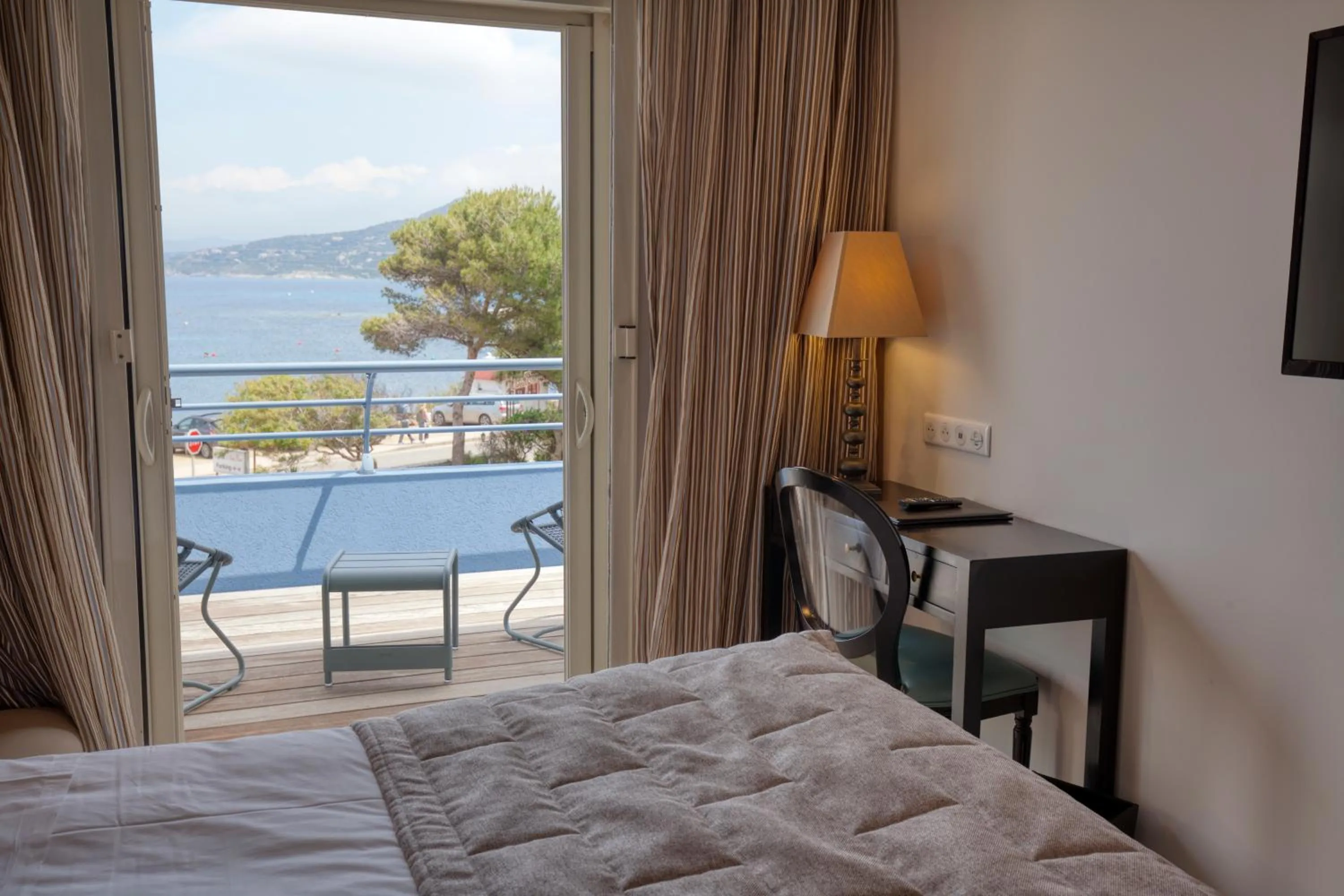 Balcony/Terrace, Bed in Best Western Premier Santa Maria