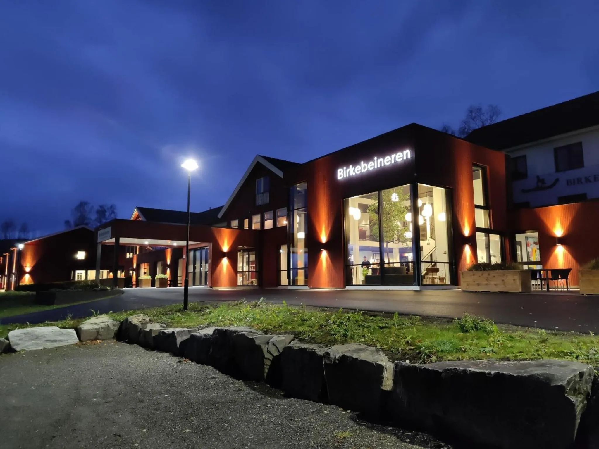 Birkebeineren Hotel & Apartments