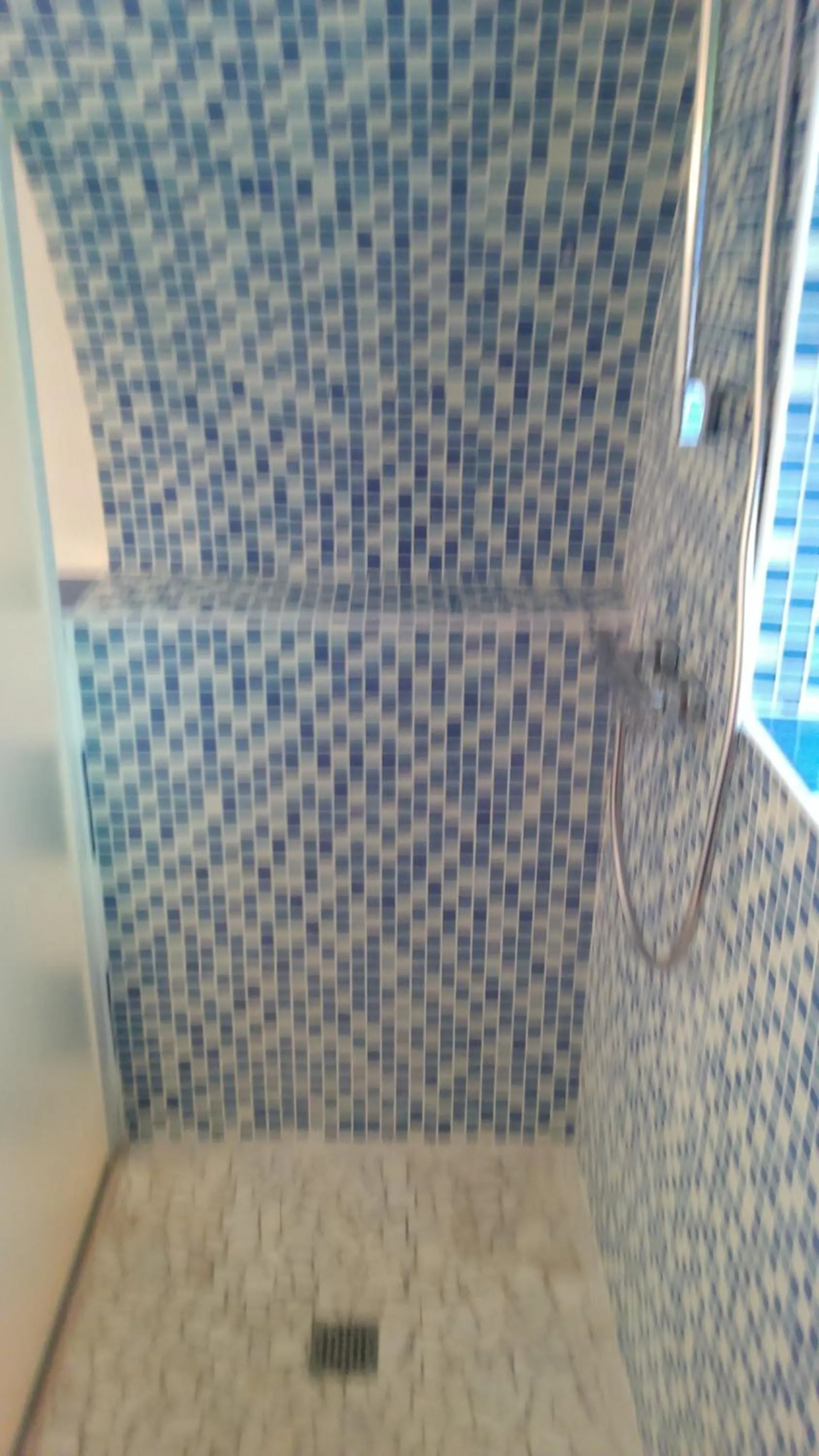 Shower in Pura Vida