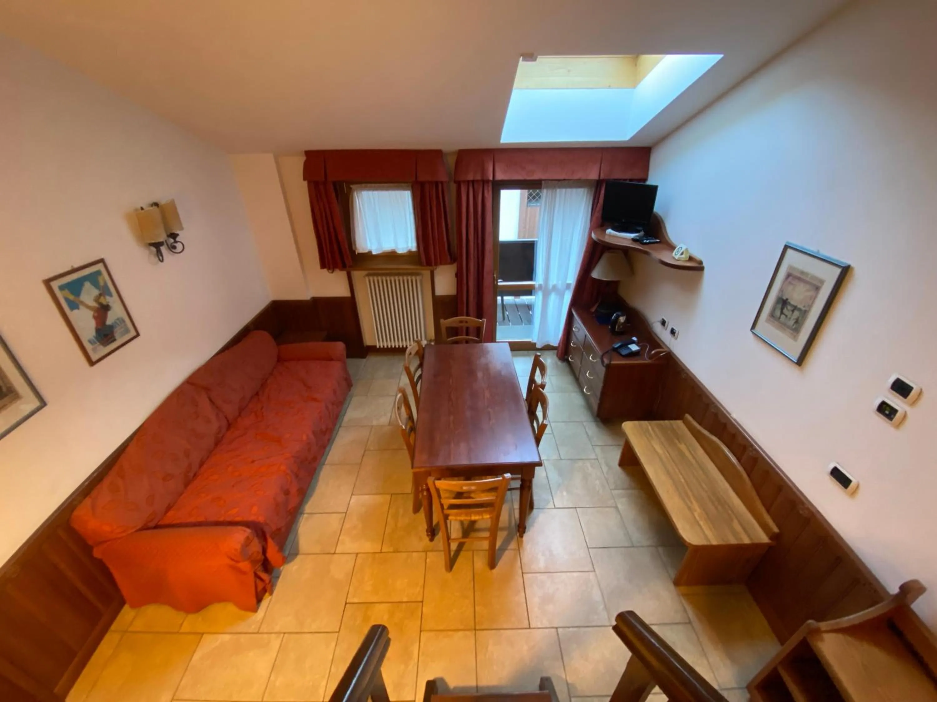 Kitchen or kitchenette in Residence Le Grand Chalet