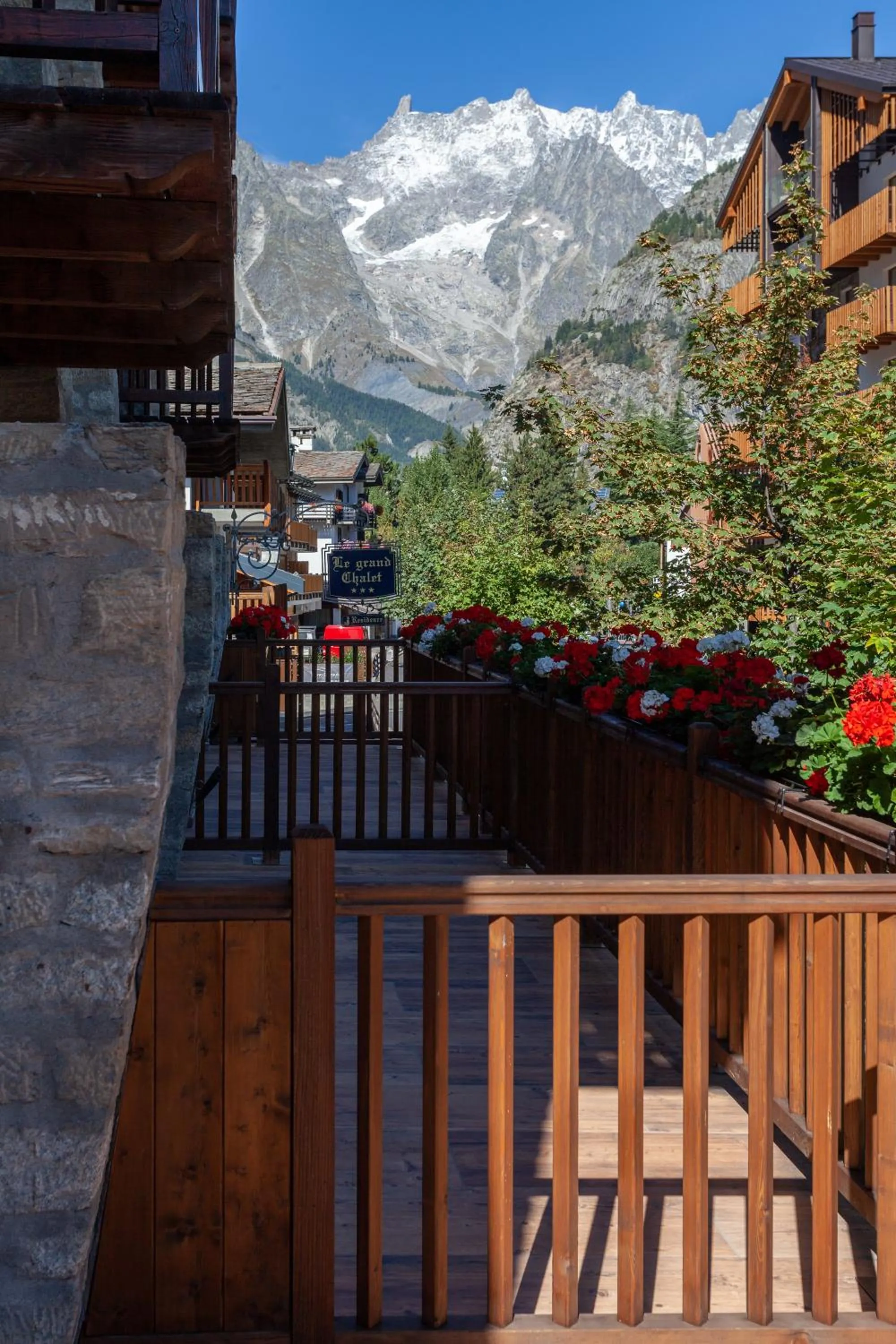 Mountain view in Residence Le Grand Chalet