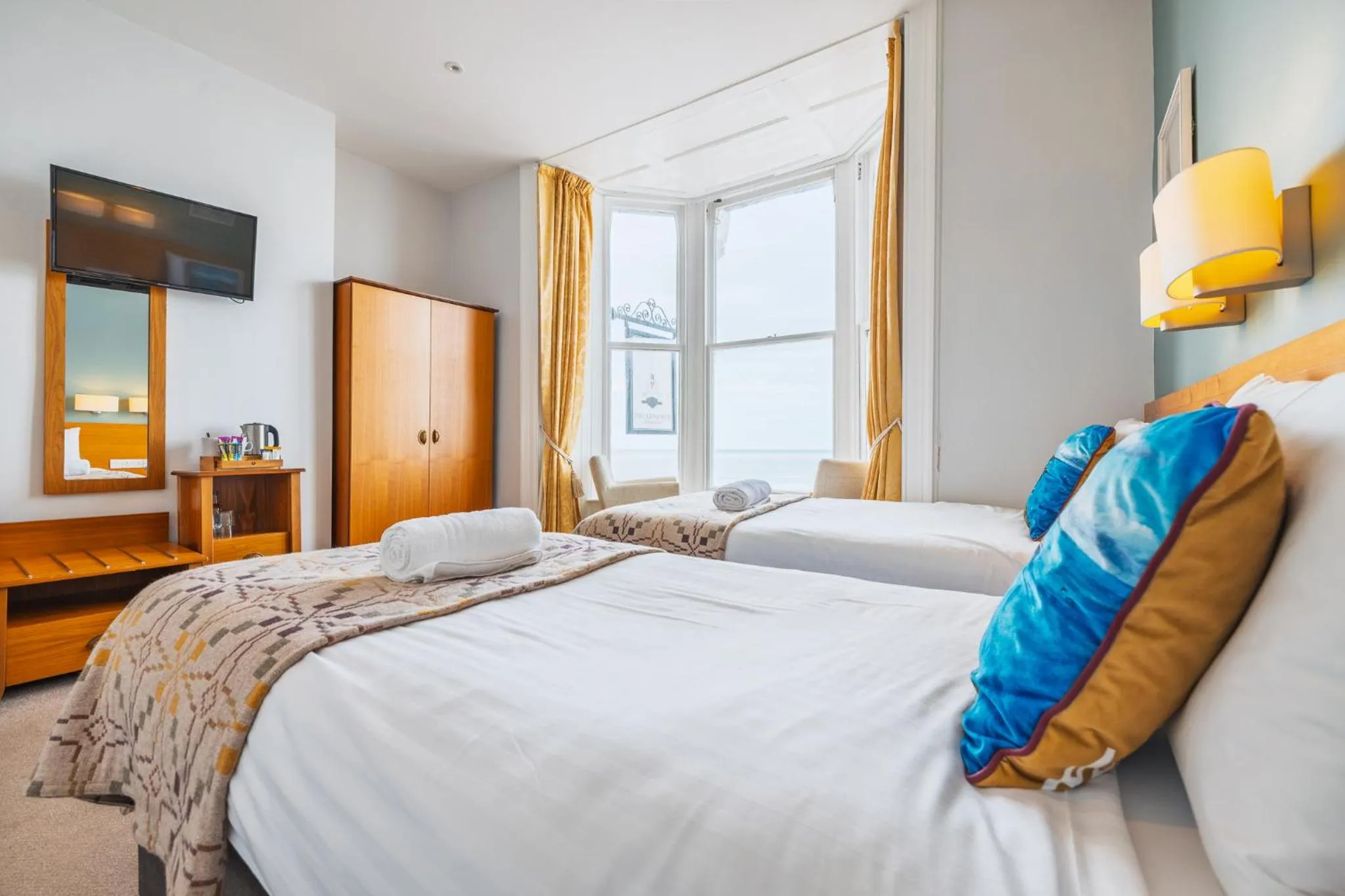 Bedroom, Bed in The Glengower