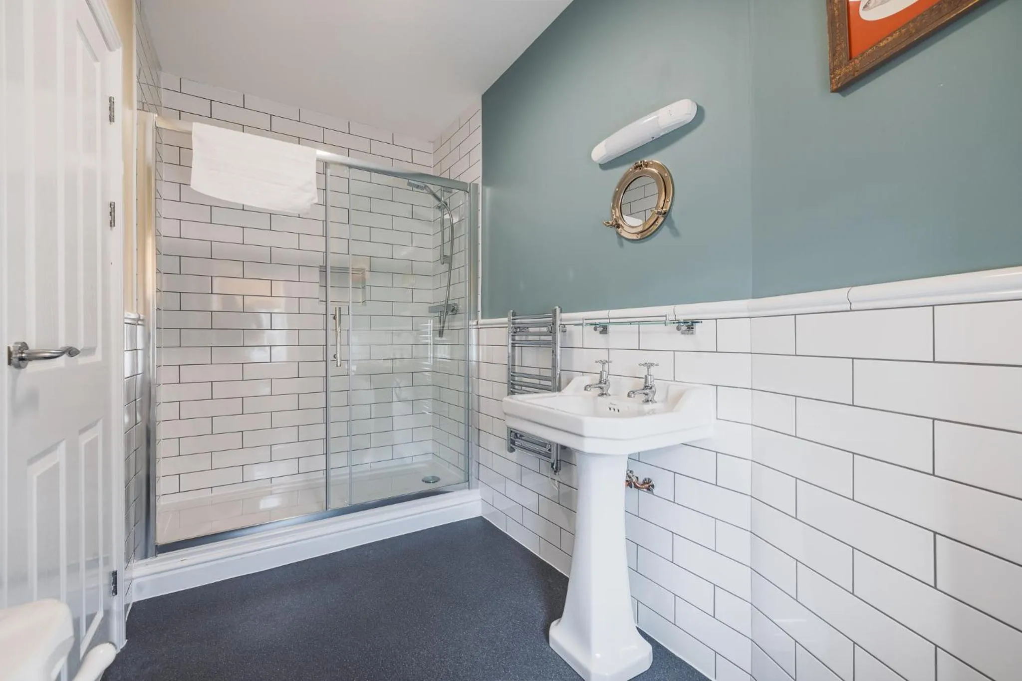 Bathroom in The Glengower