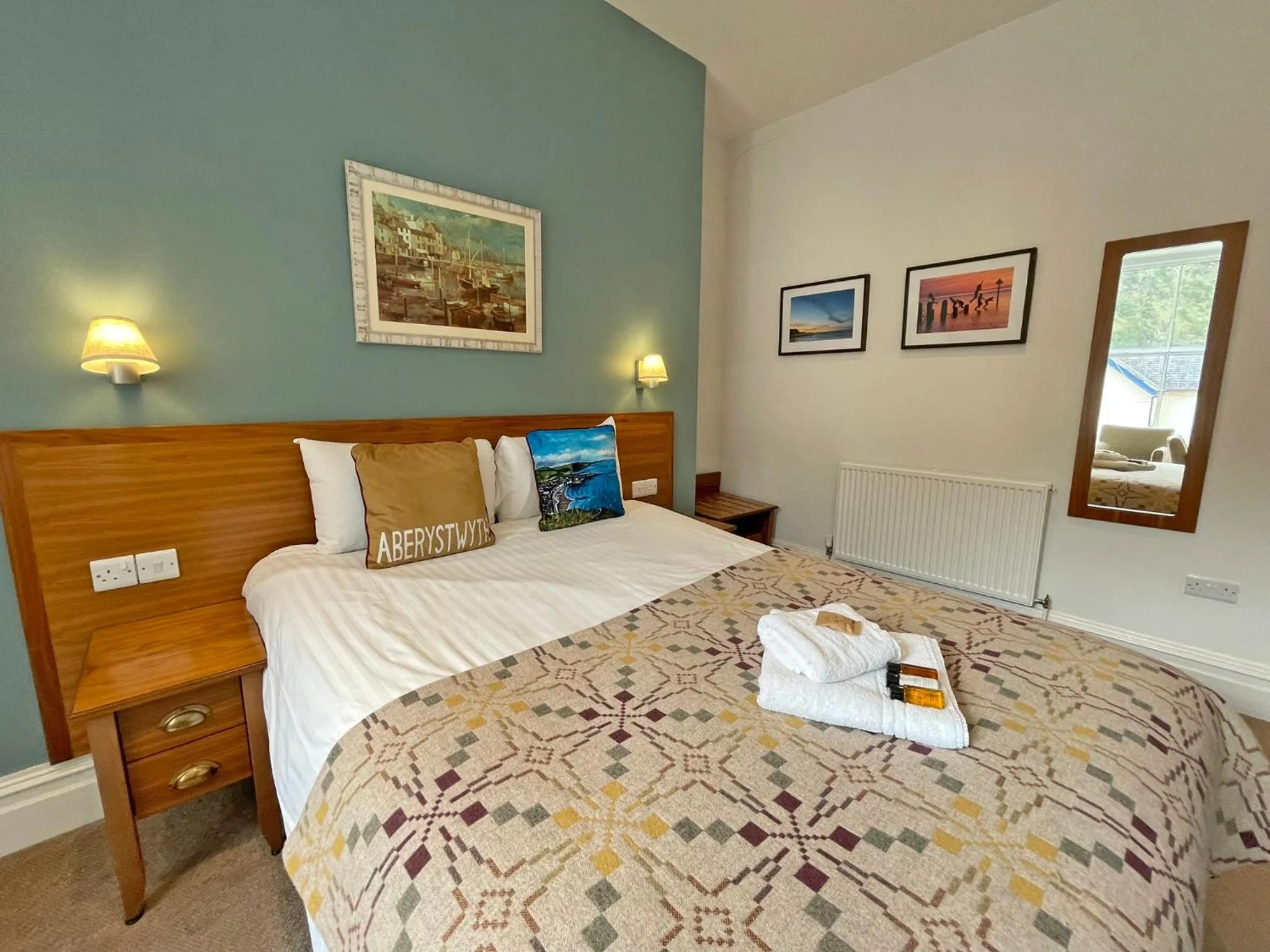 Bedroom, Bed in The Glengower