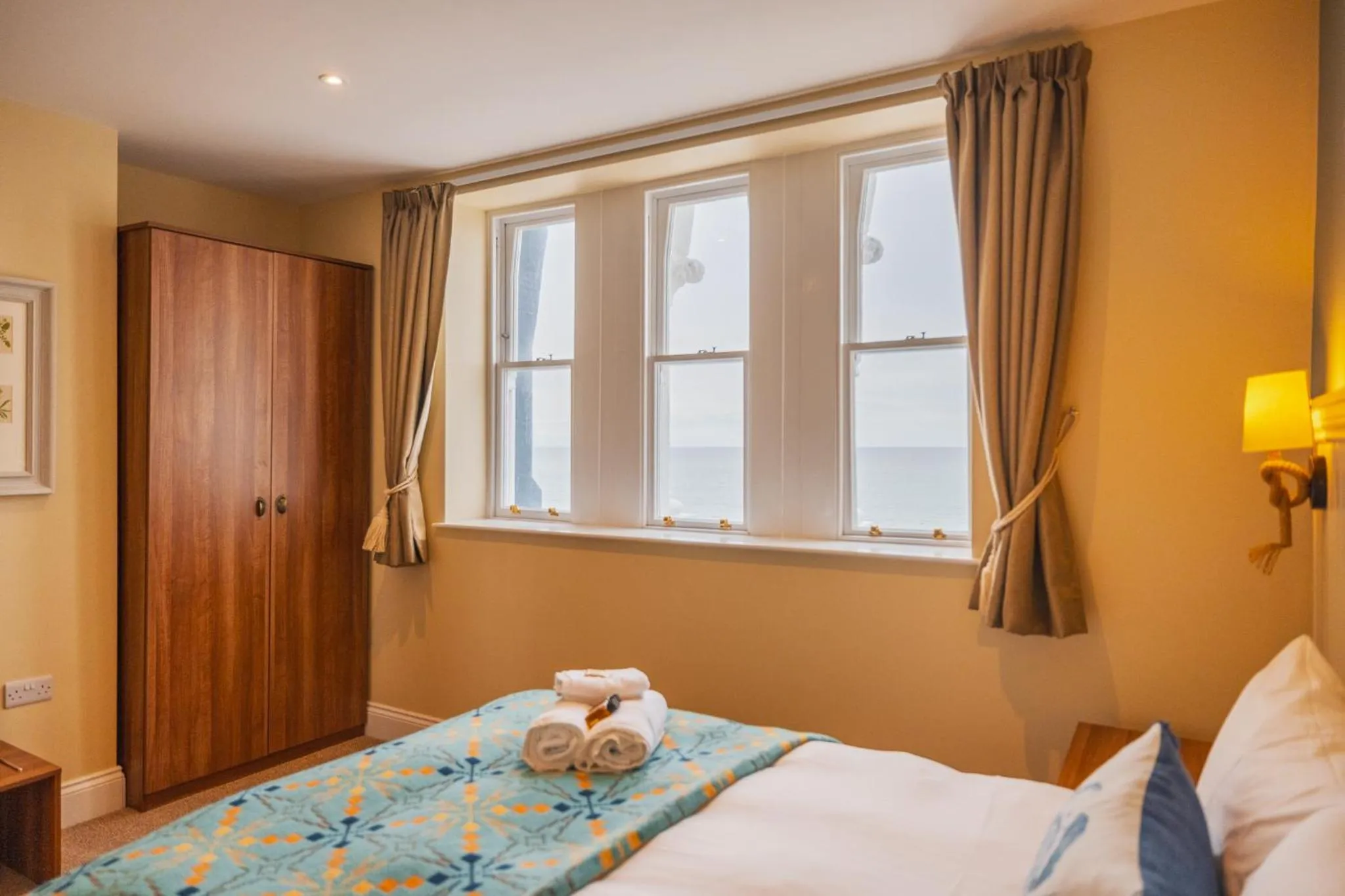 Bedroom, Bed in The Glengower