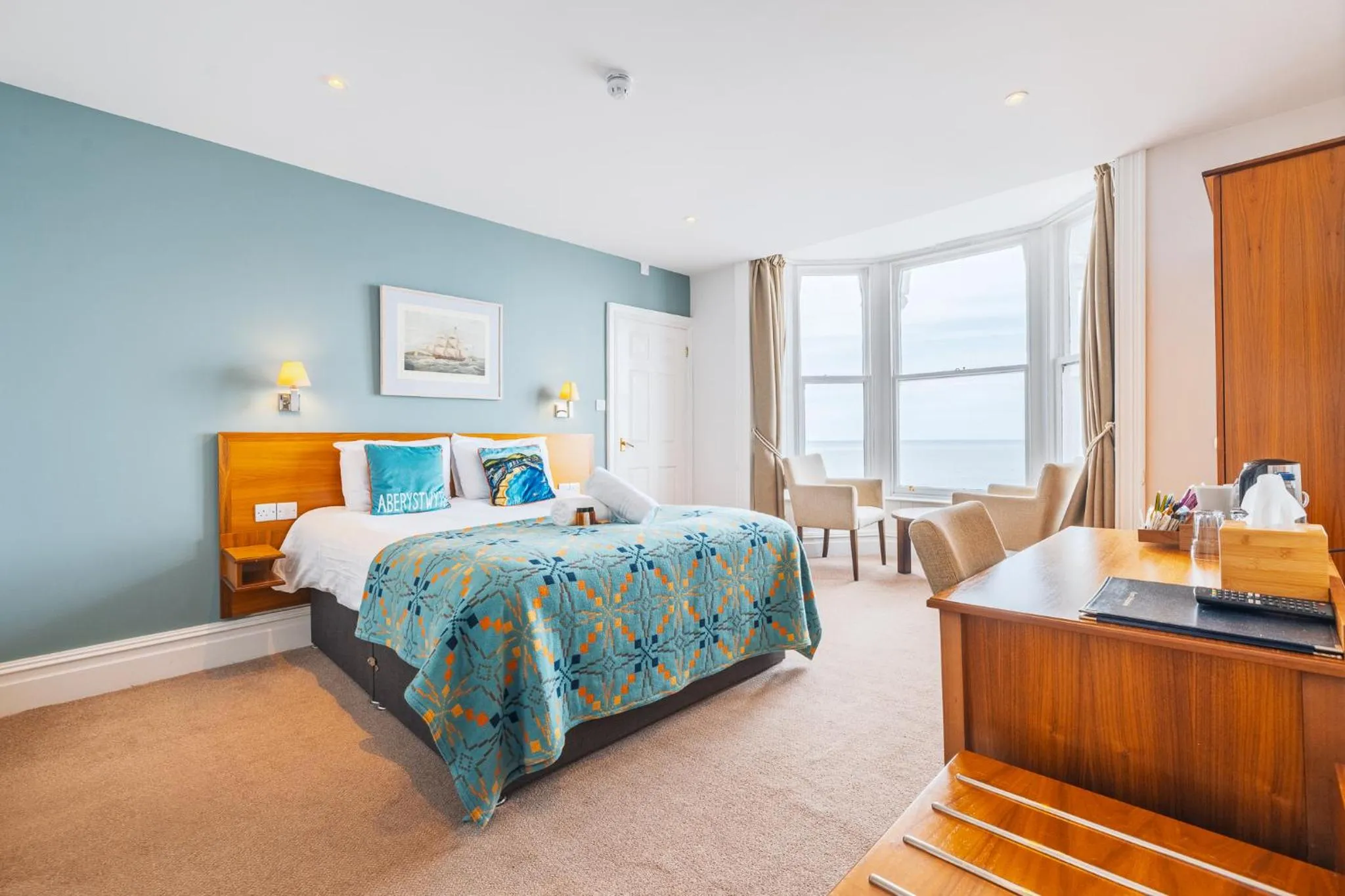 Bedroom, Bed in The Glengower