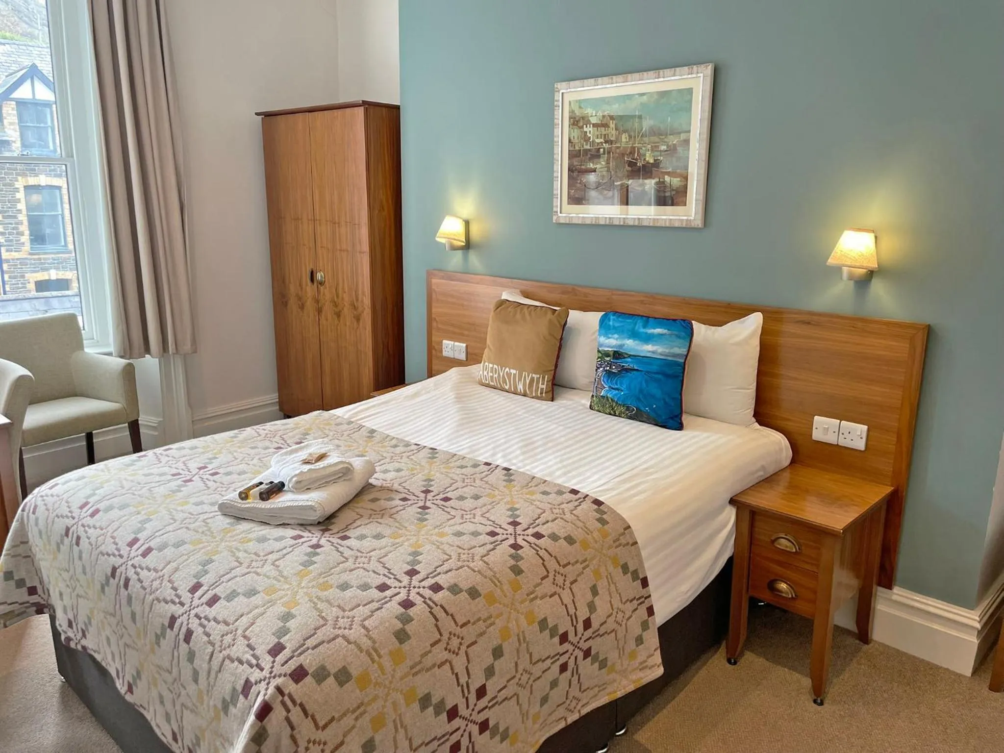 Bedroom, Bed in The Glengower