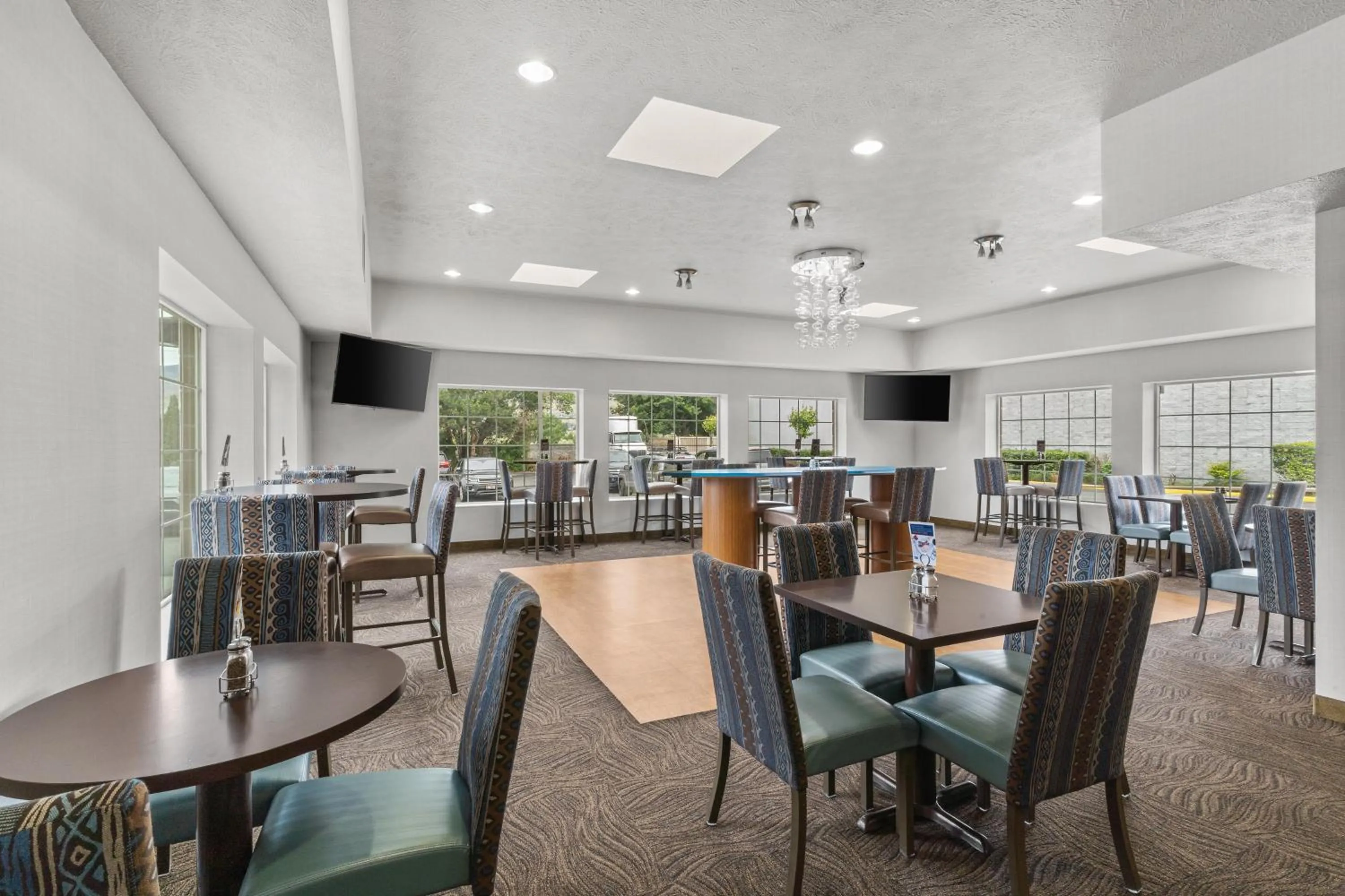 Breakfast in Holiday Inn Express Wenatchee by IHG