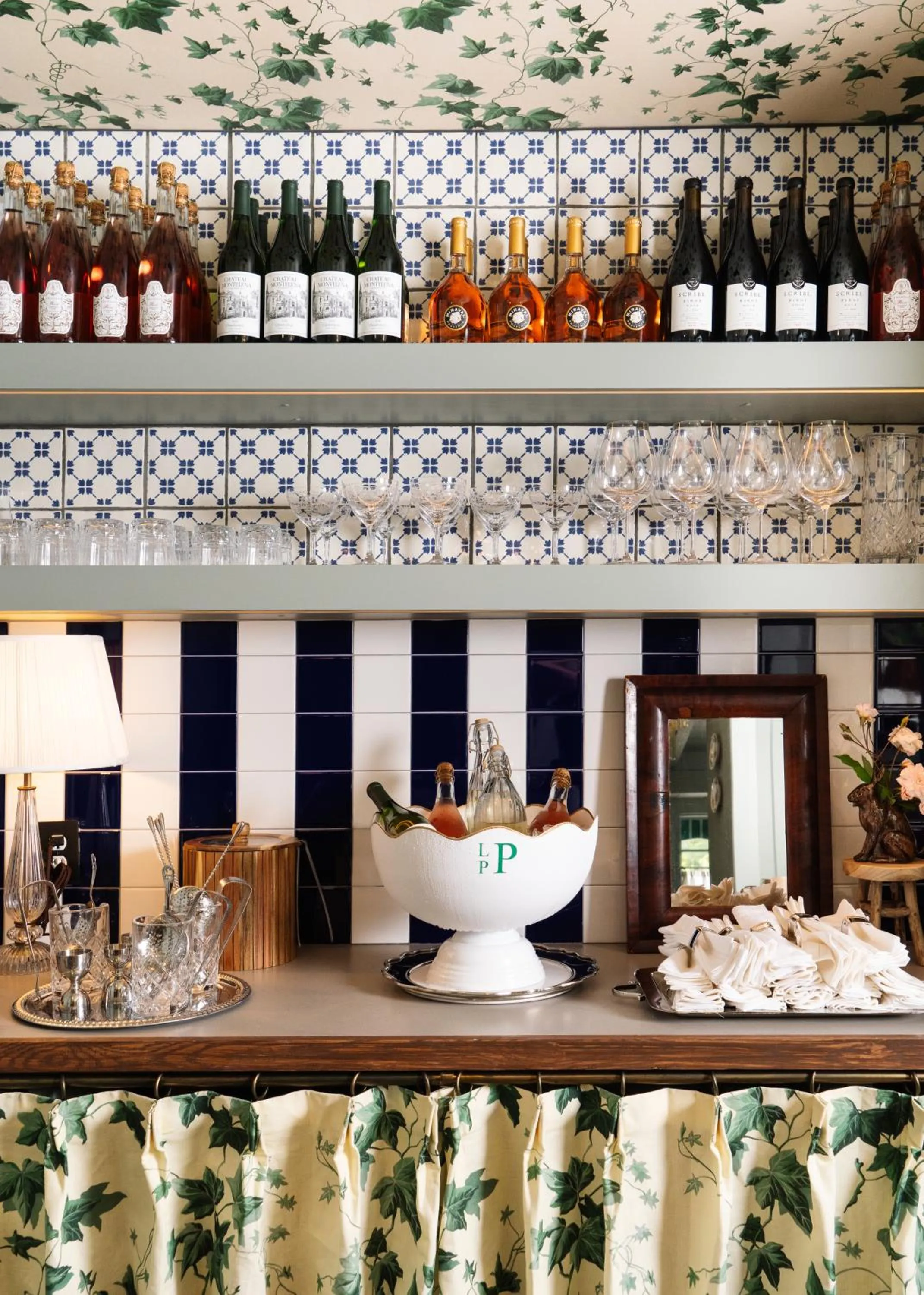 Food and drinks in Le Petit Pali at Ocean Ave