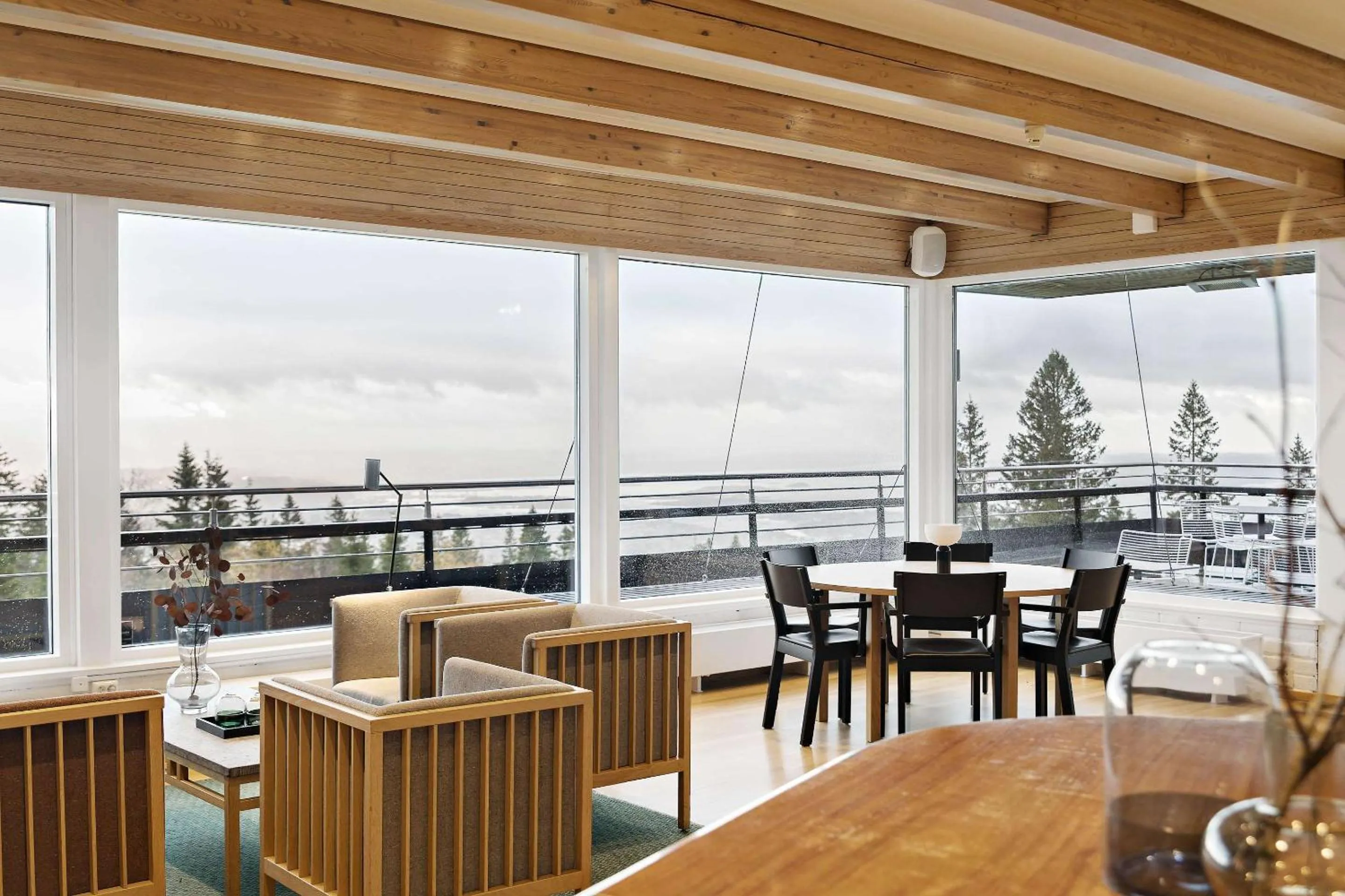 Lounge or bar in Voksenasen Hotell; Best Western Signature Collection