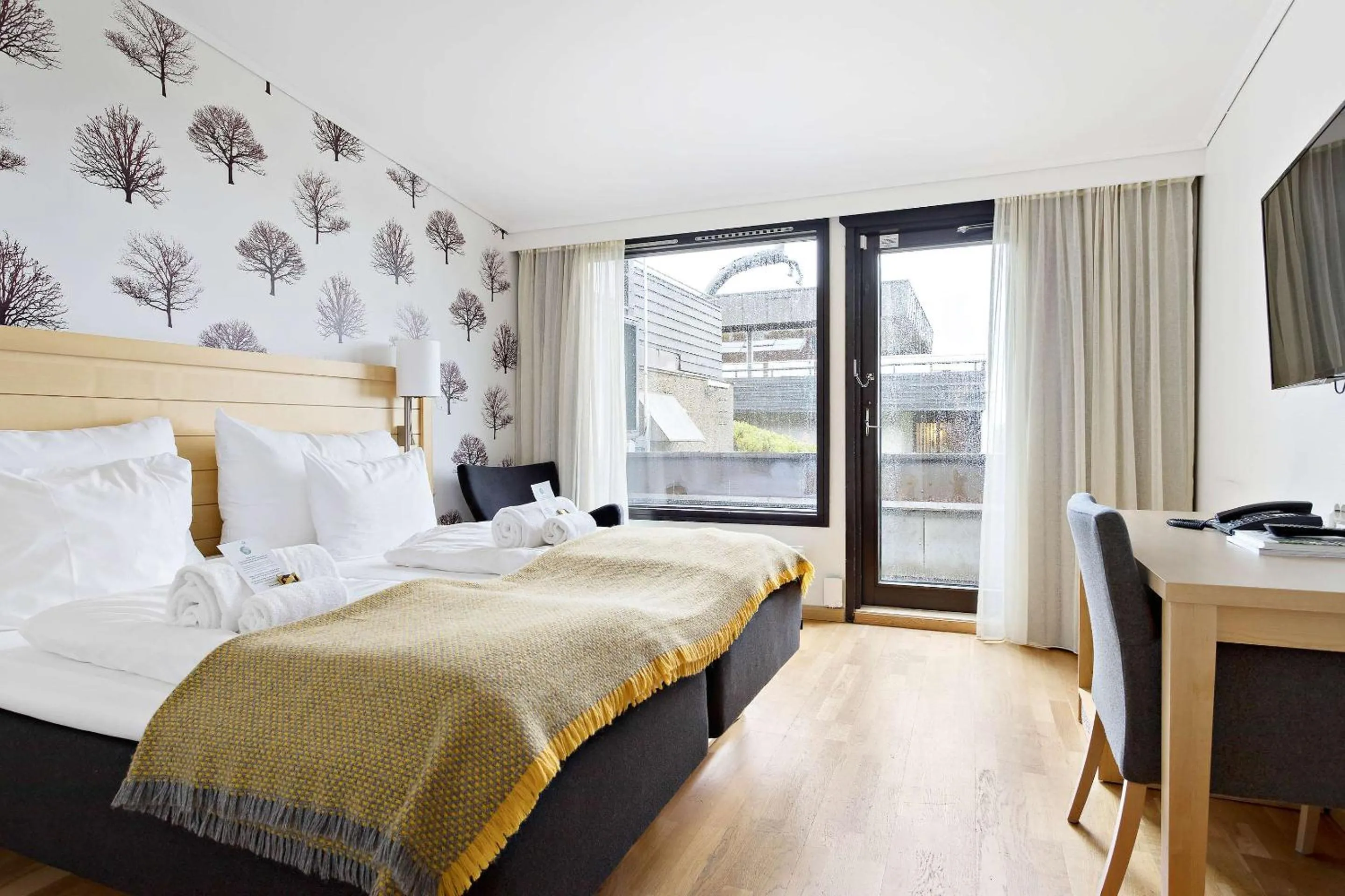 Photo of the whole room, Bed in Voksenasen Hotell; Best Western Signature Collection