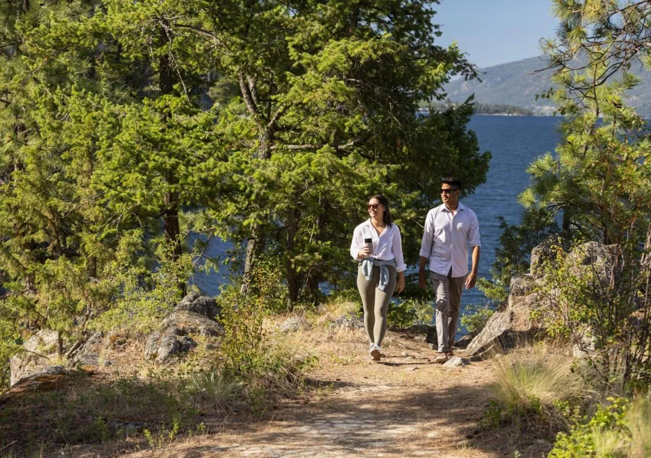 People in Outback Lakeside Vacation Homes