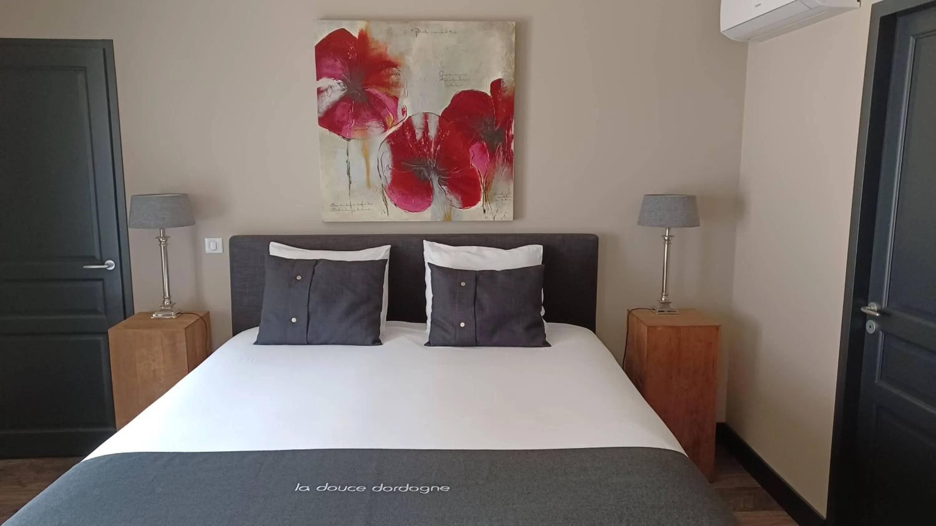 Bed in La Douce Dordogne