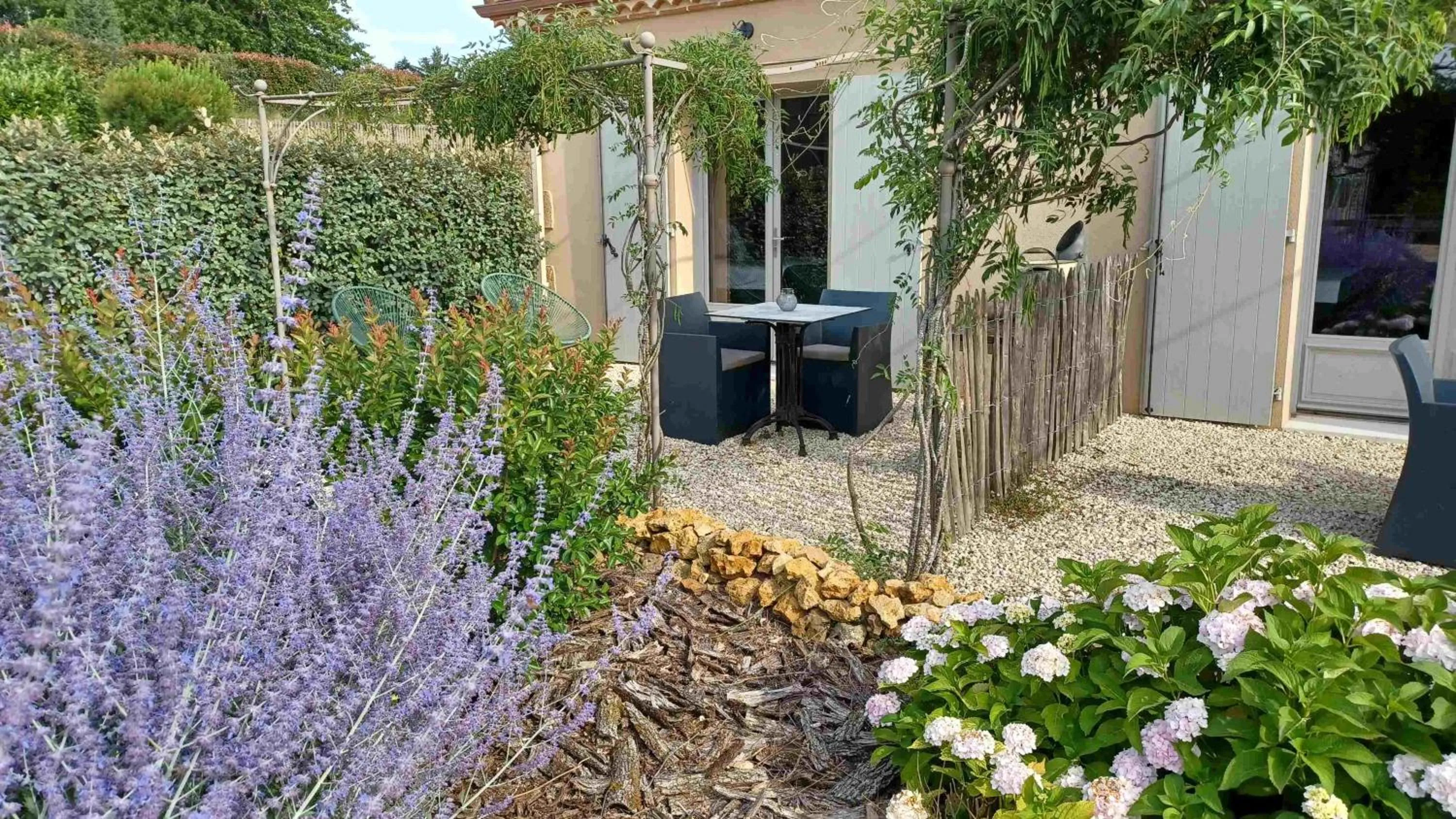 Balcony/Terrace in La Douce Dordogne