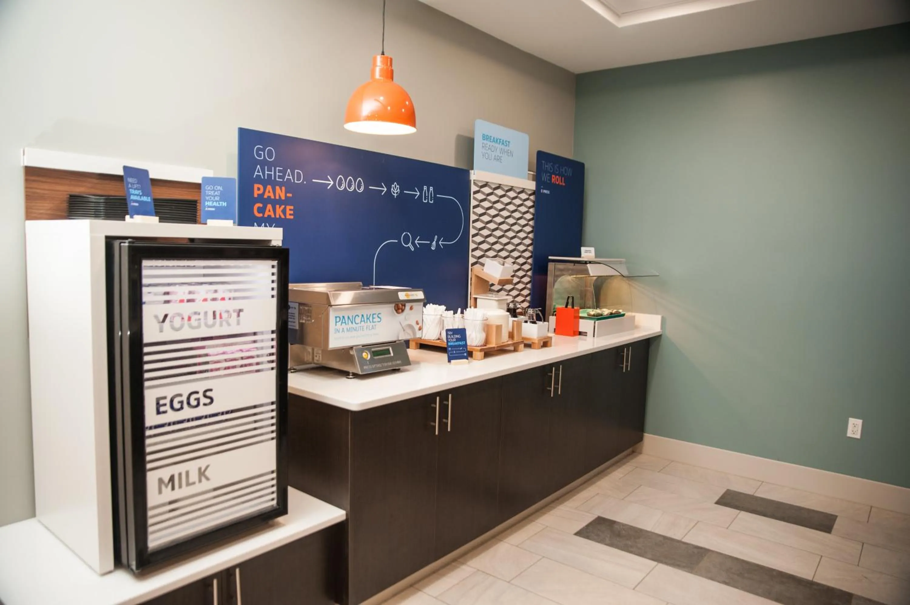 Holiday Inn Express Hotel & Suites Norfolk by IHG