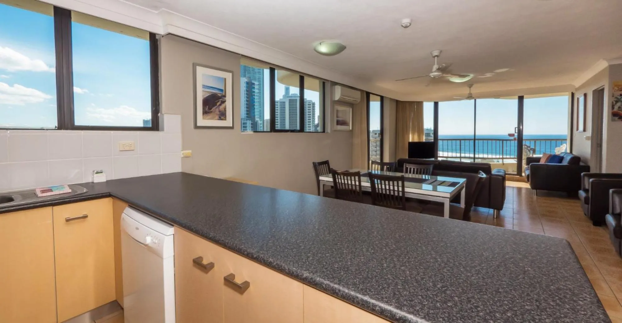 Aristocrat Apartments