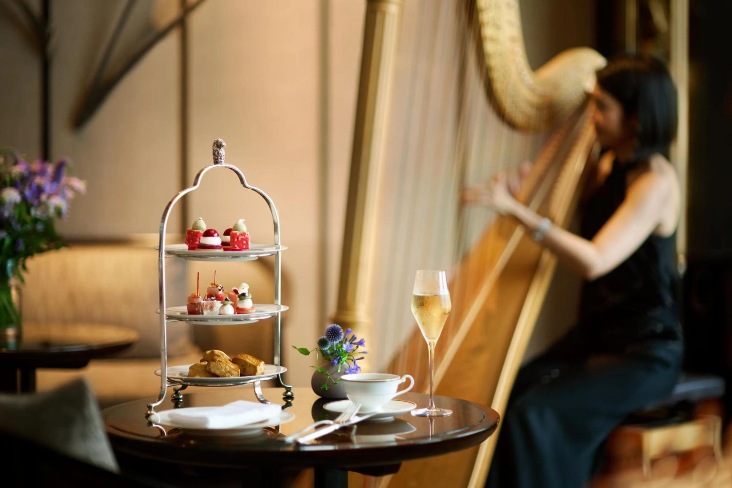 Lounge or bar in The Ritz-Carlton, Tokyo