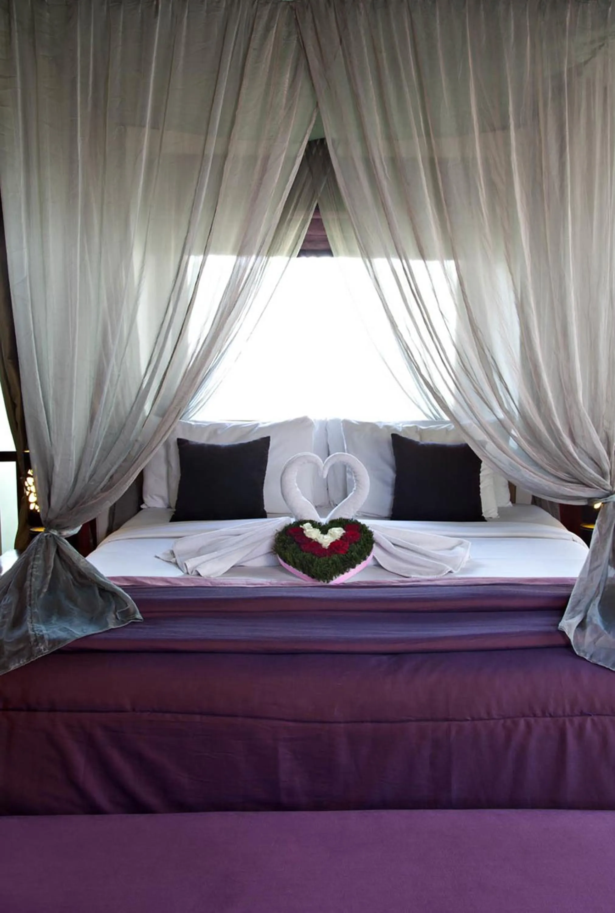 Bedroom, Bed in Kanishka Villas