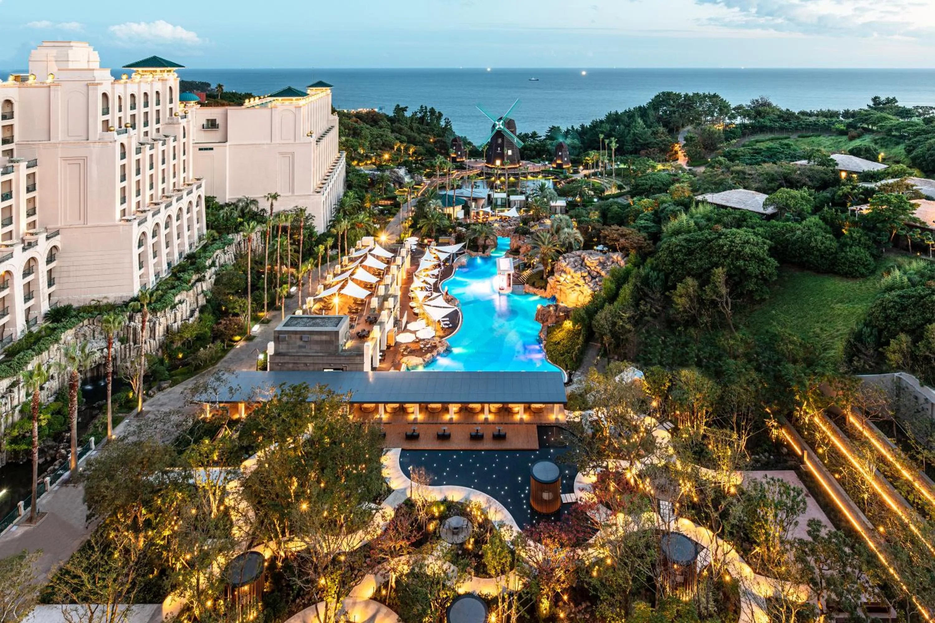 Property building in Lotte Hotel Jeju