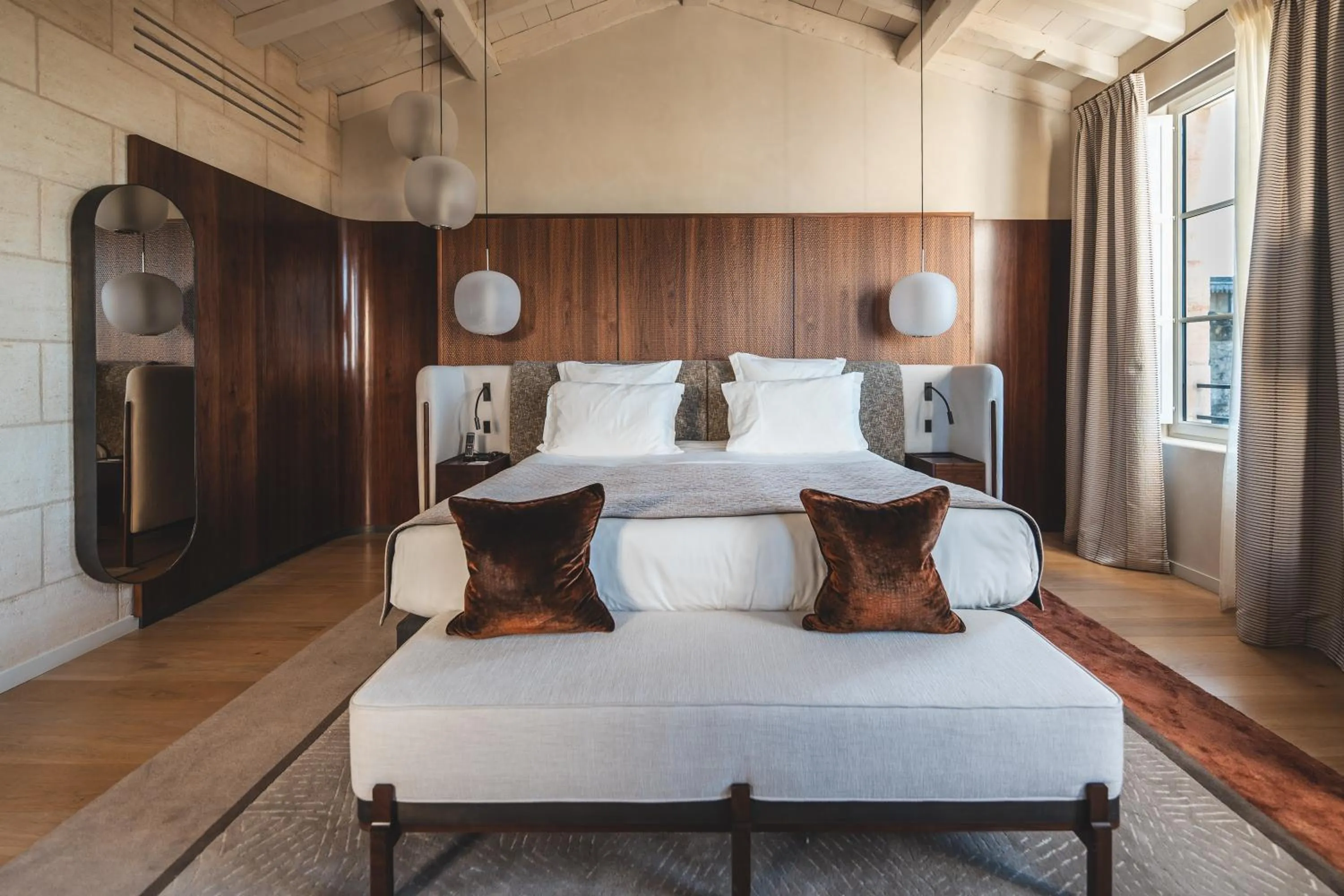 Bedroom, Bed in Hôtel de Pavie