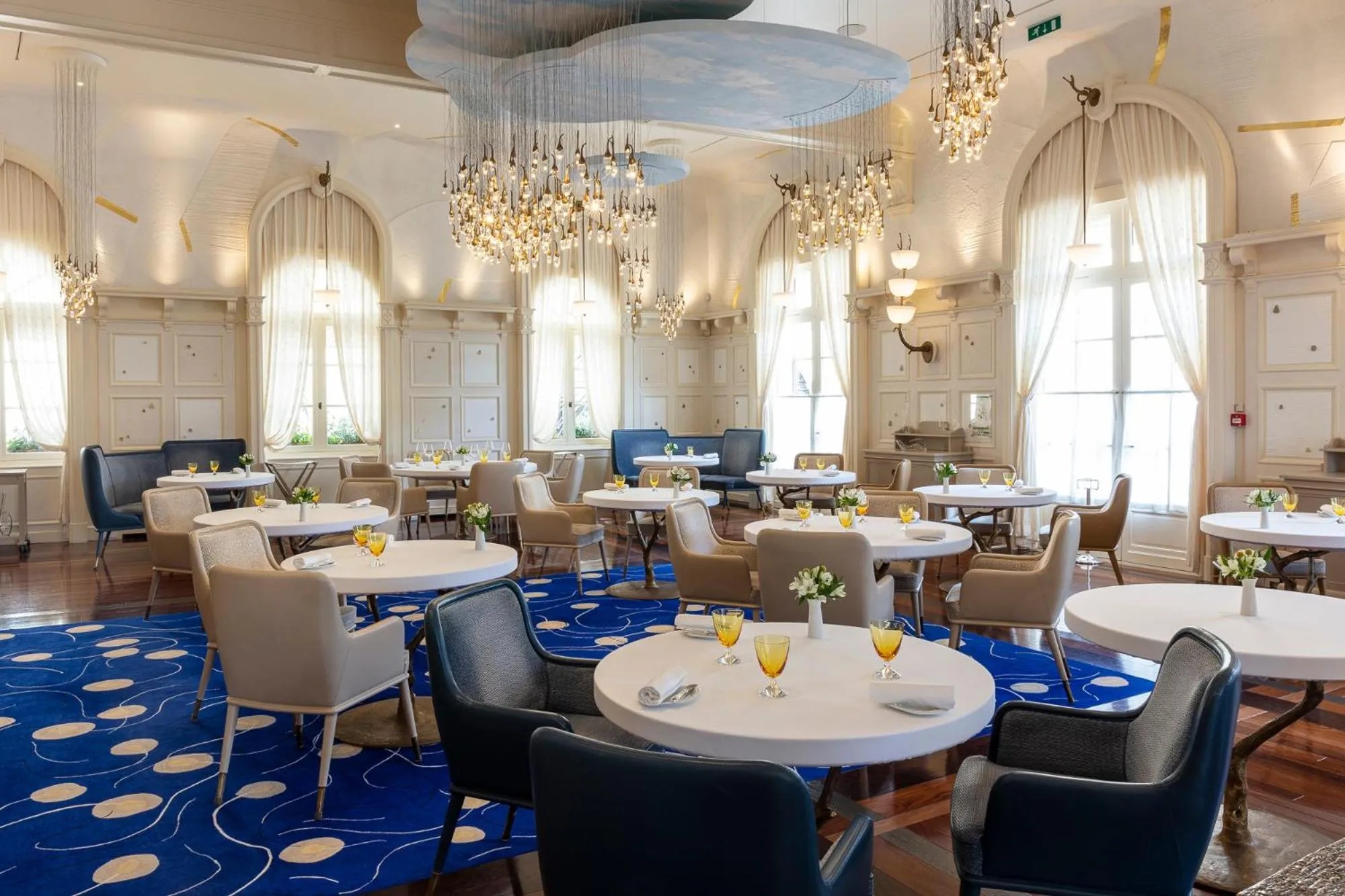 Restaurant/places to eat in Hôtel de Pavie