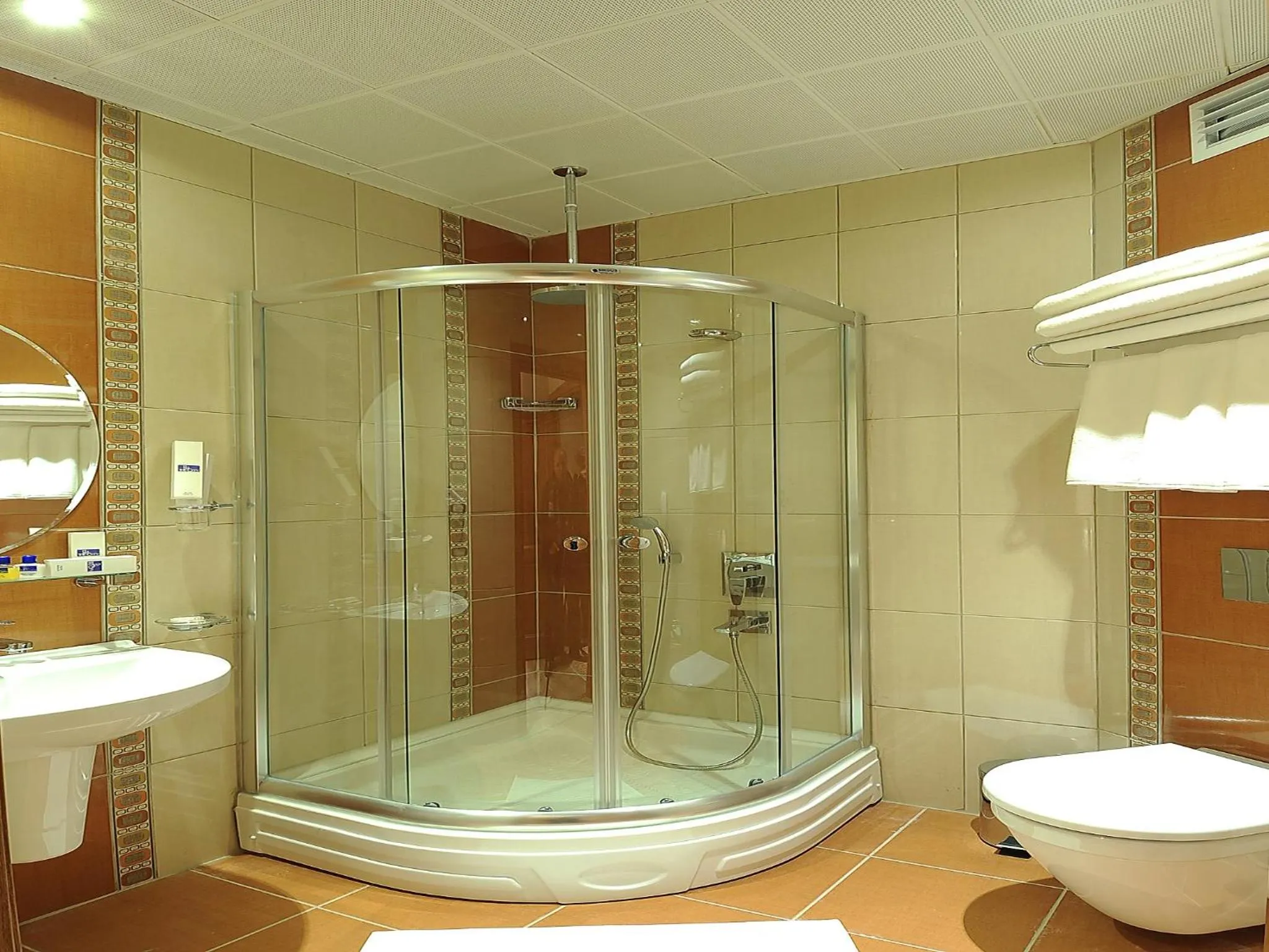 Bathroom in The City Hotel