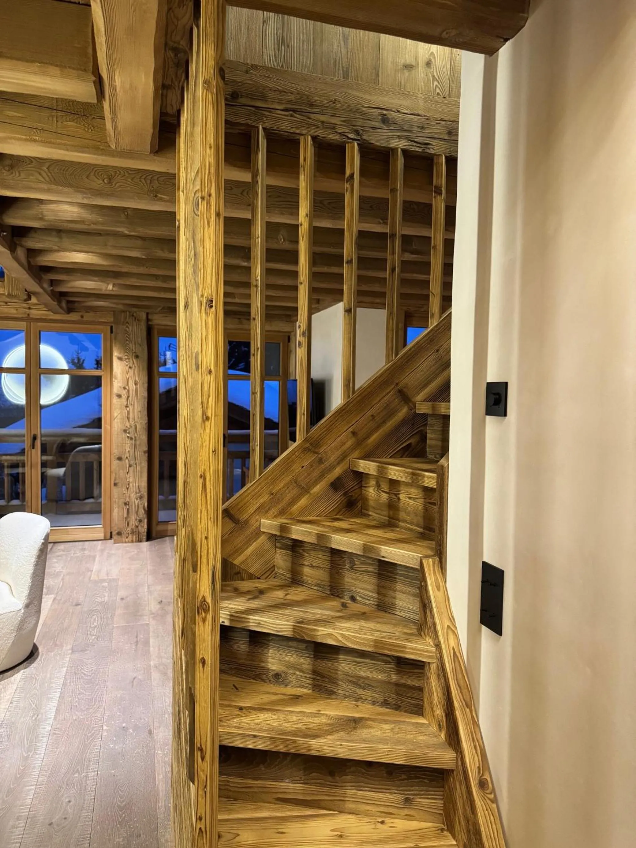 Communal lounge/ TV room in Hotel Ormelune