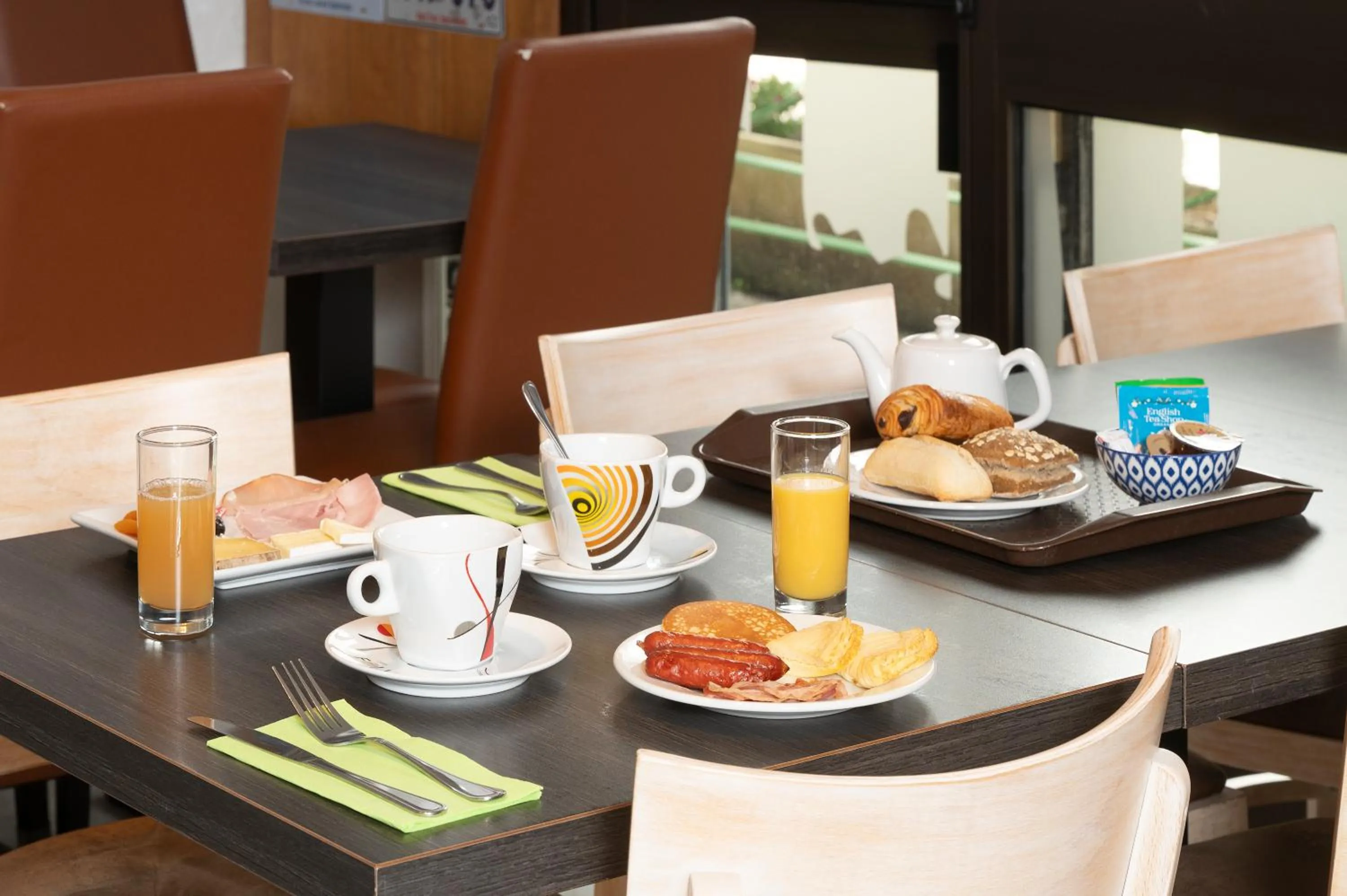 Breakfast in Les Afforêts