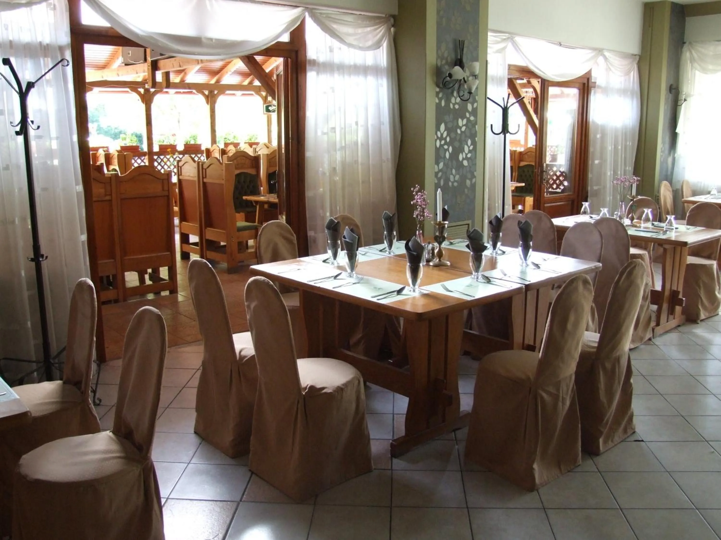 Summer in Pollushof Panzió és Étterem