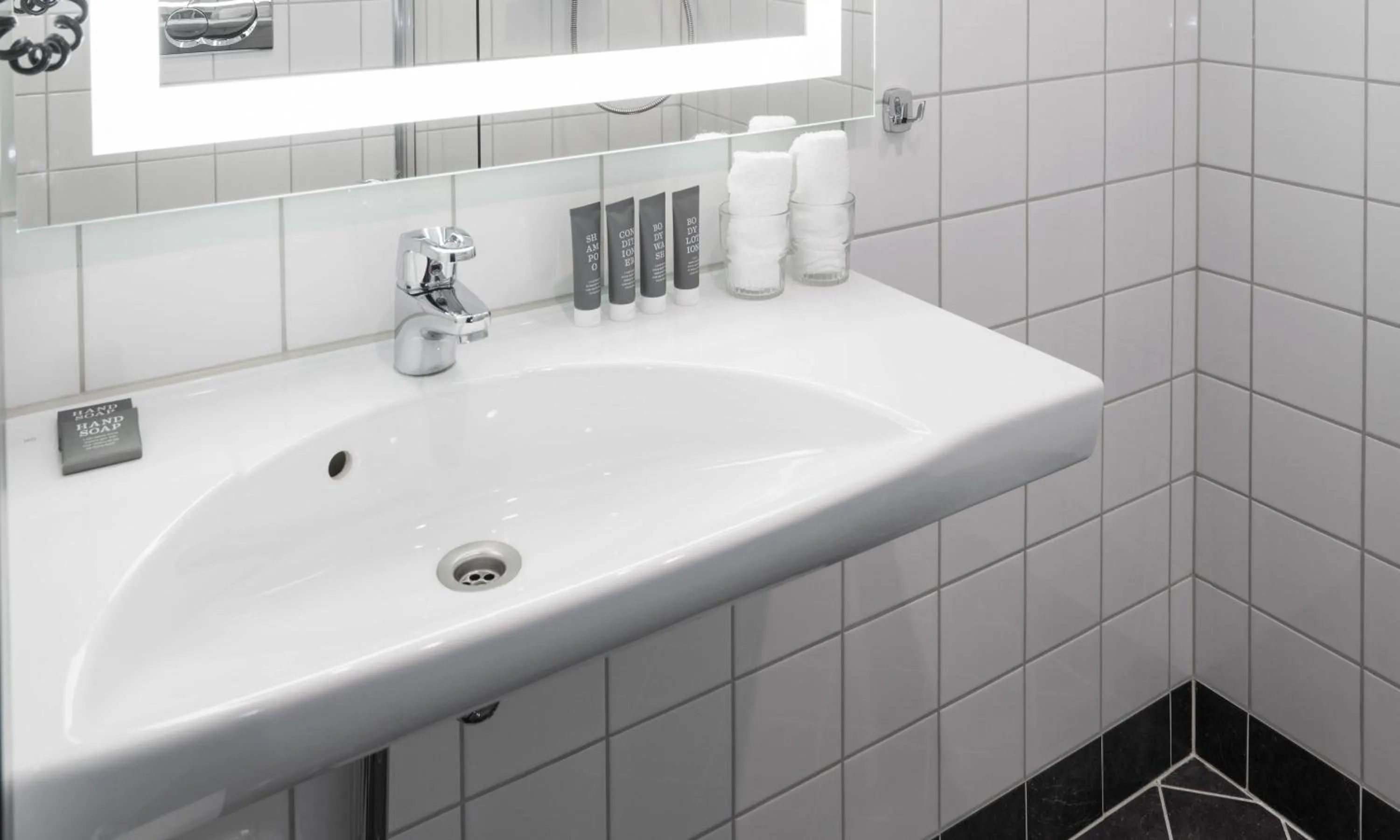 Bathroom in Thon Hotel Europa